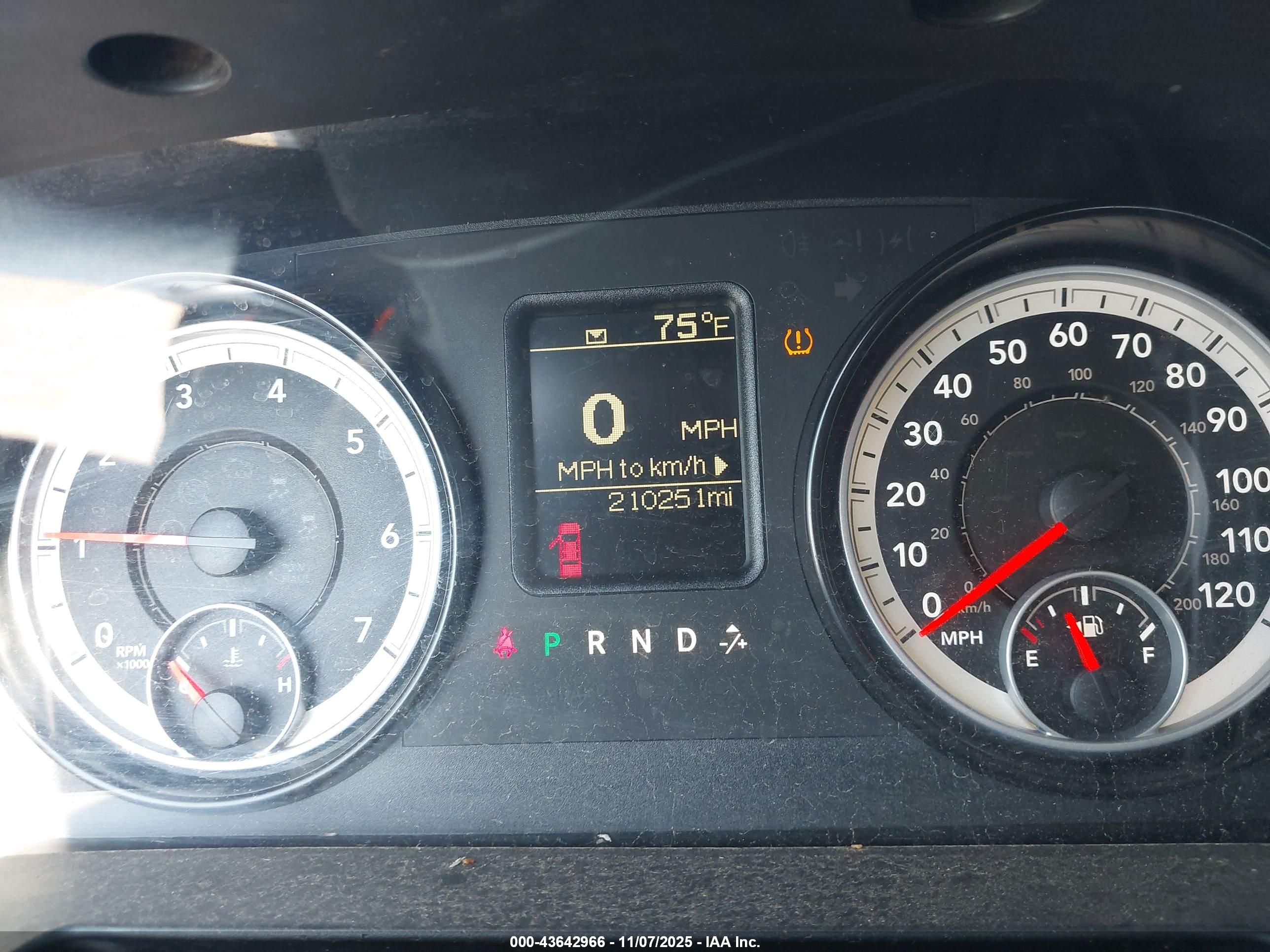 RAM 2500 image 7