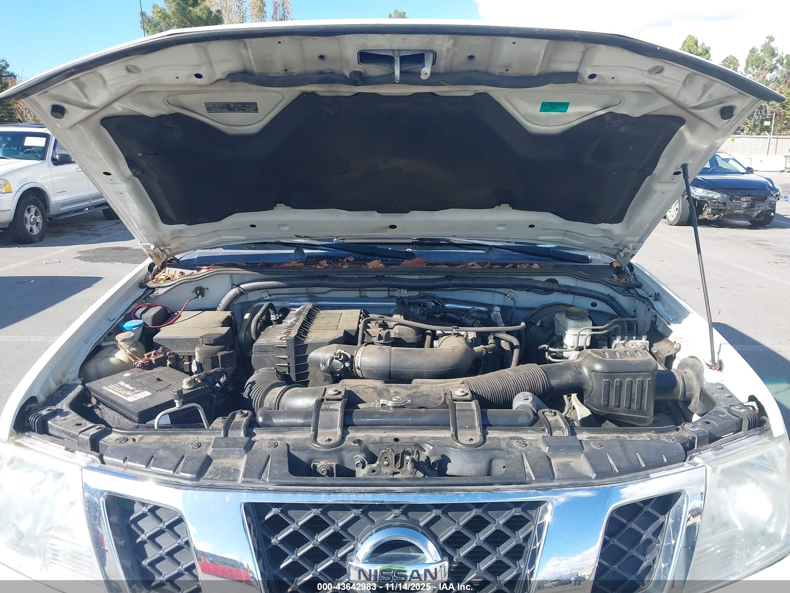 NISSAN FRONTIER image 10