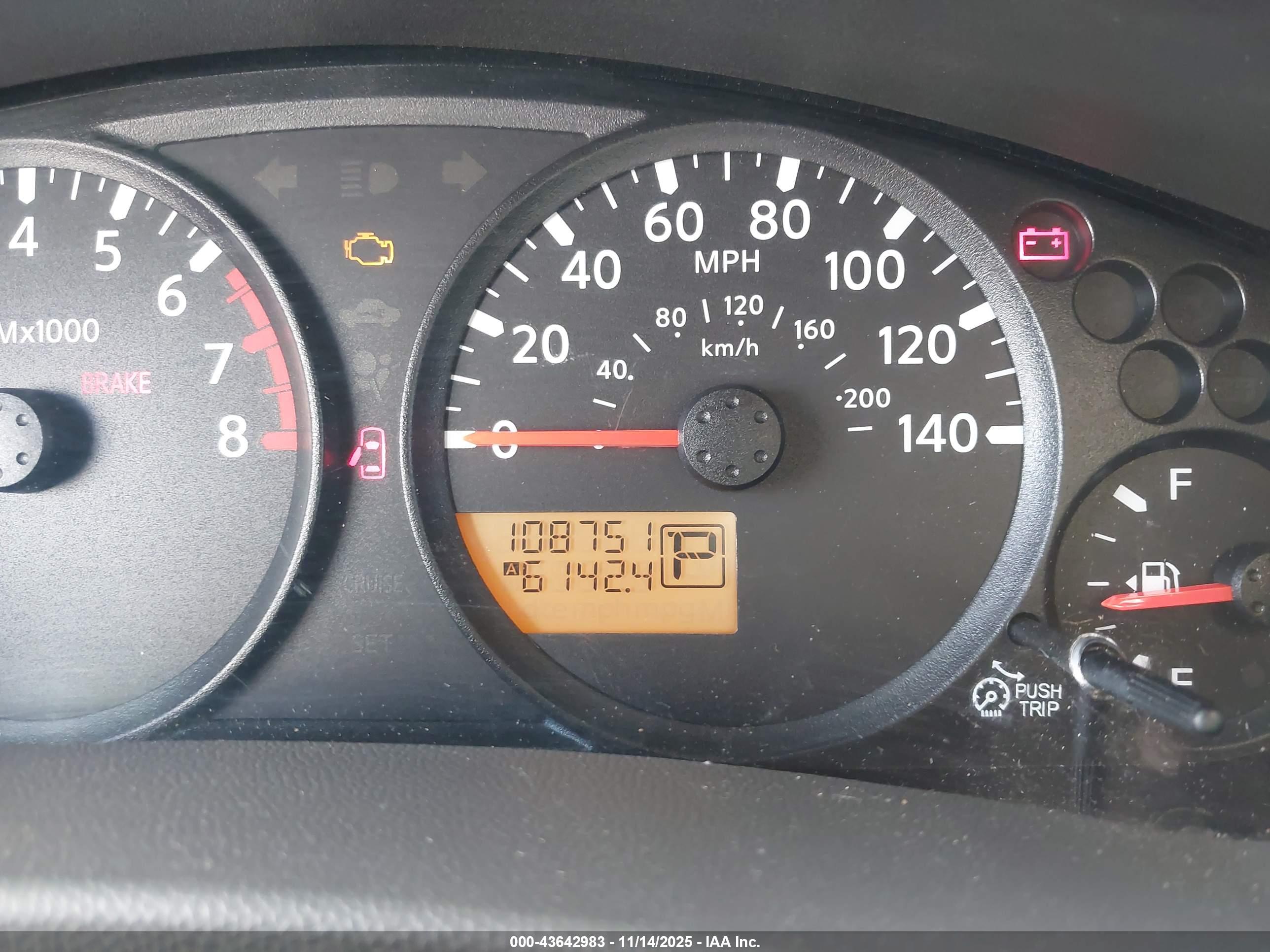 NISSAN FRONTIER image 7