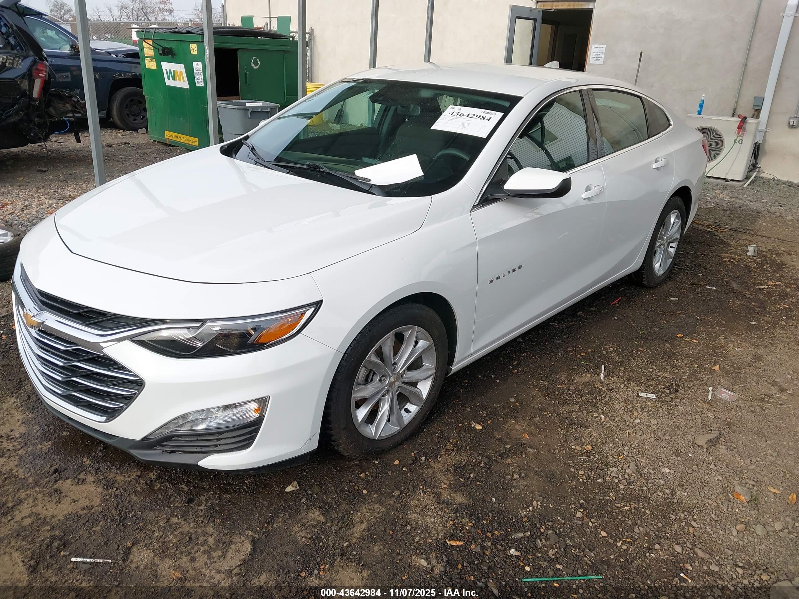 CHEVROLET MALIBU image 2