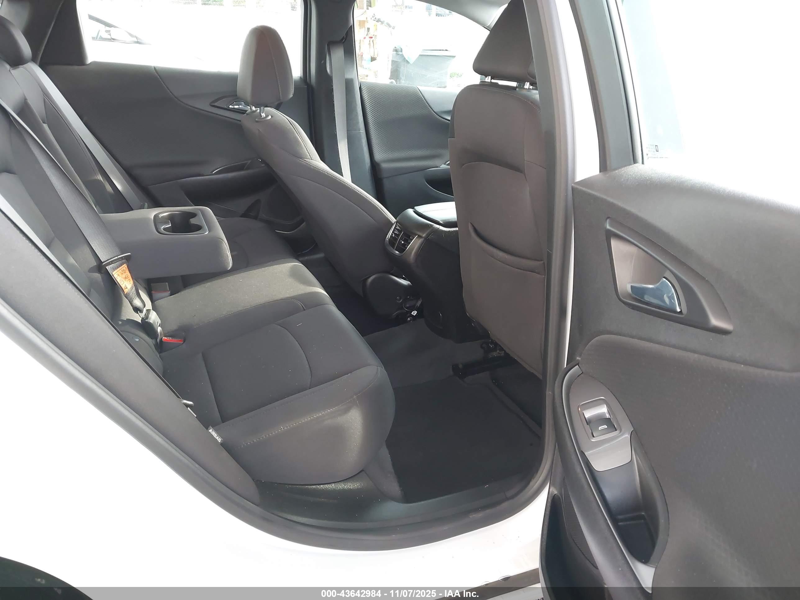 CHEVROLET MALIBU image 8