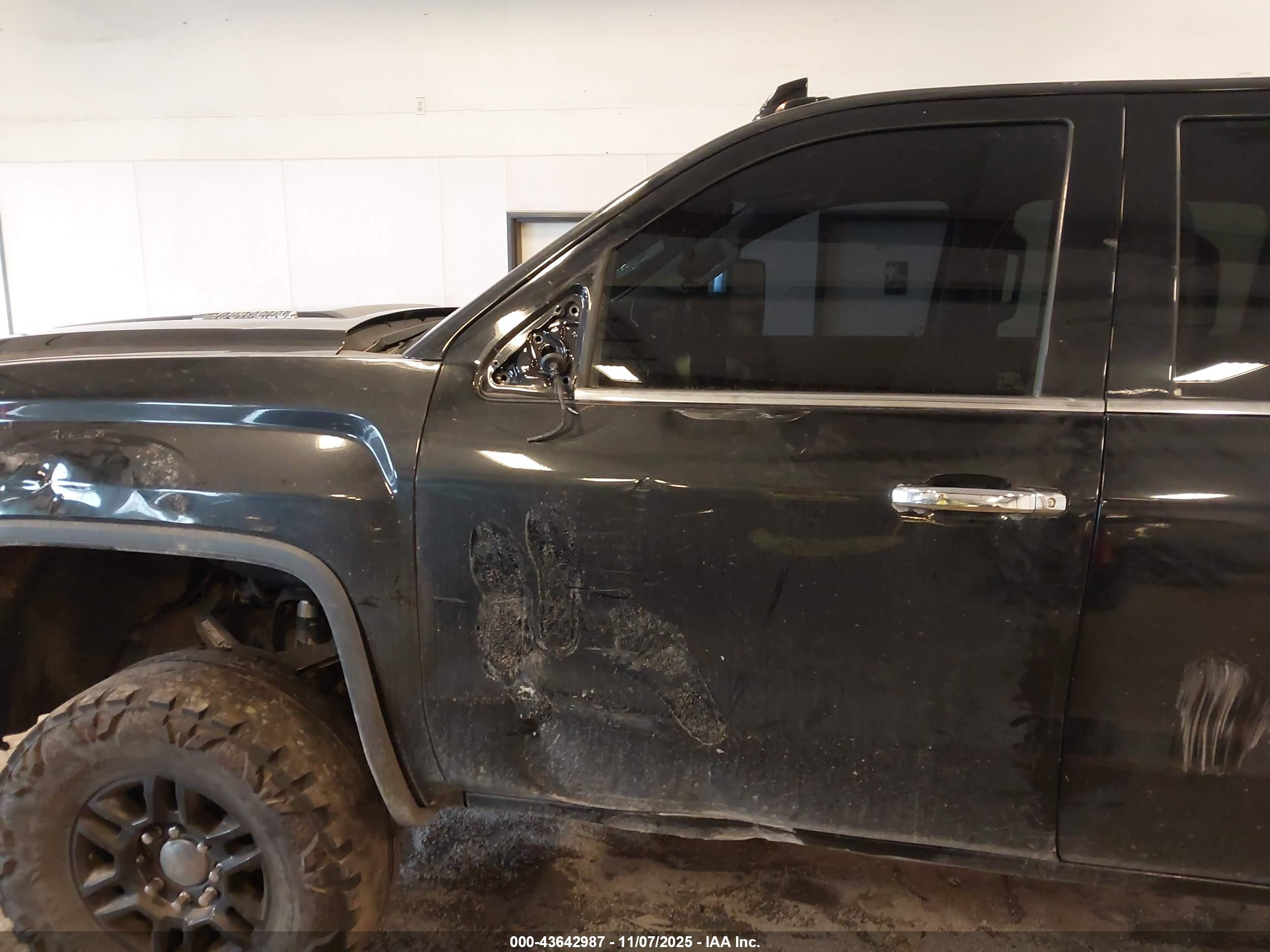 GMC SIERRA image 6