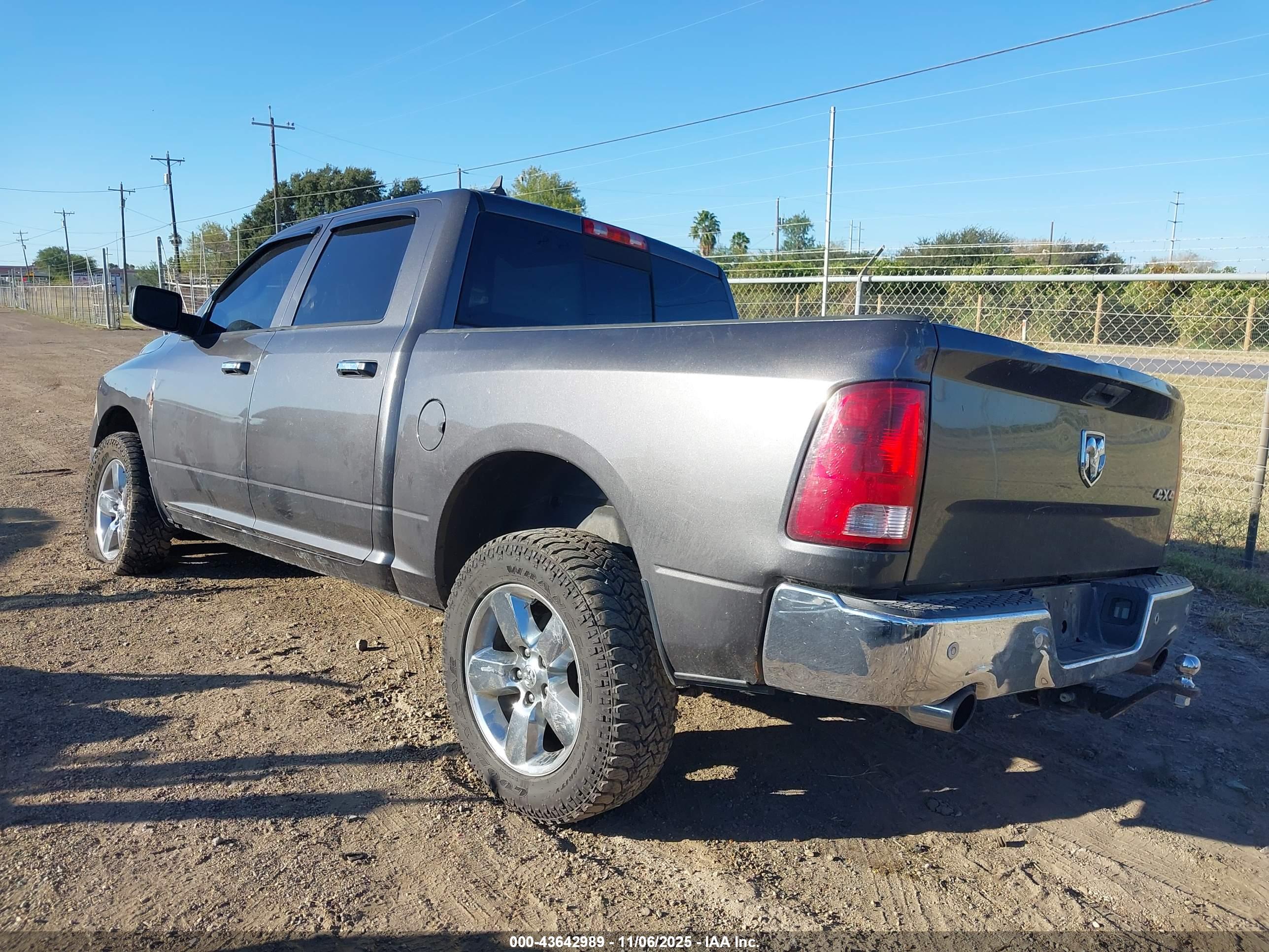 RAM 1500 image 3