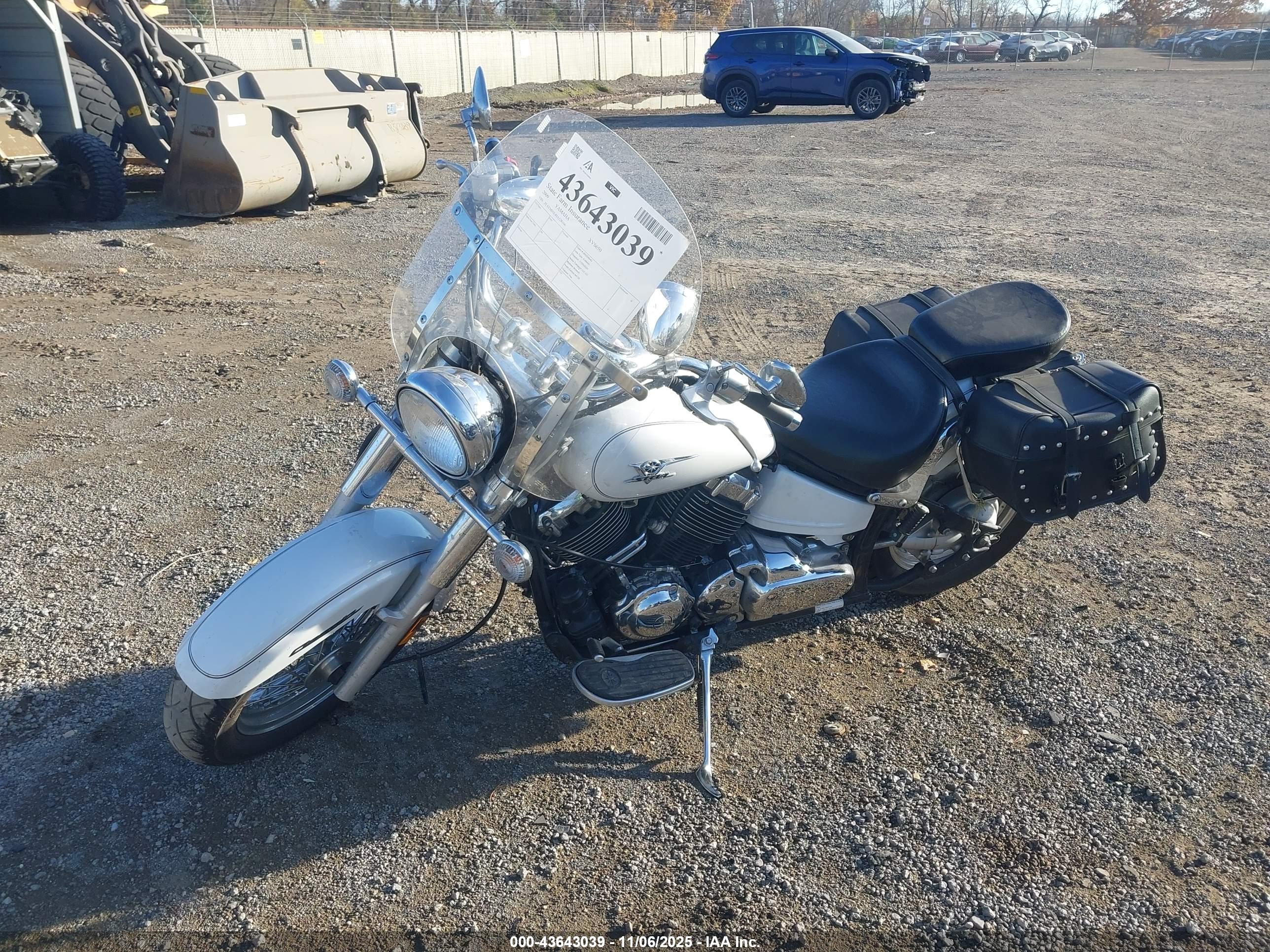 YAMAHA XVS650 image 2