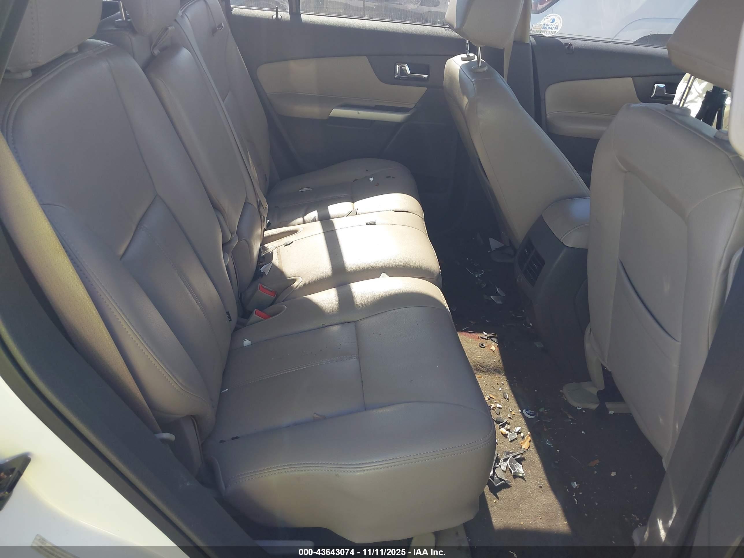 FORD EDGE image 8