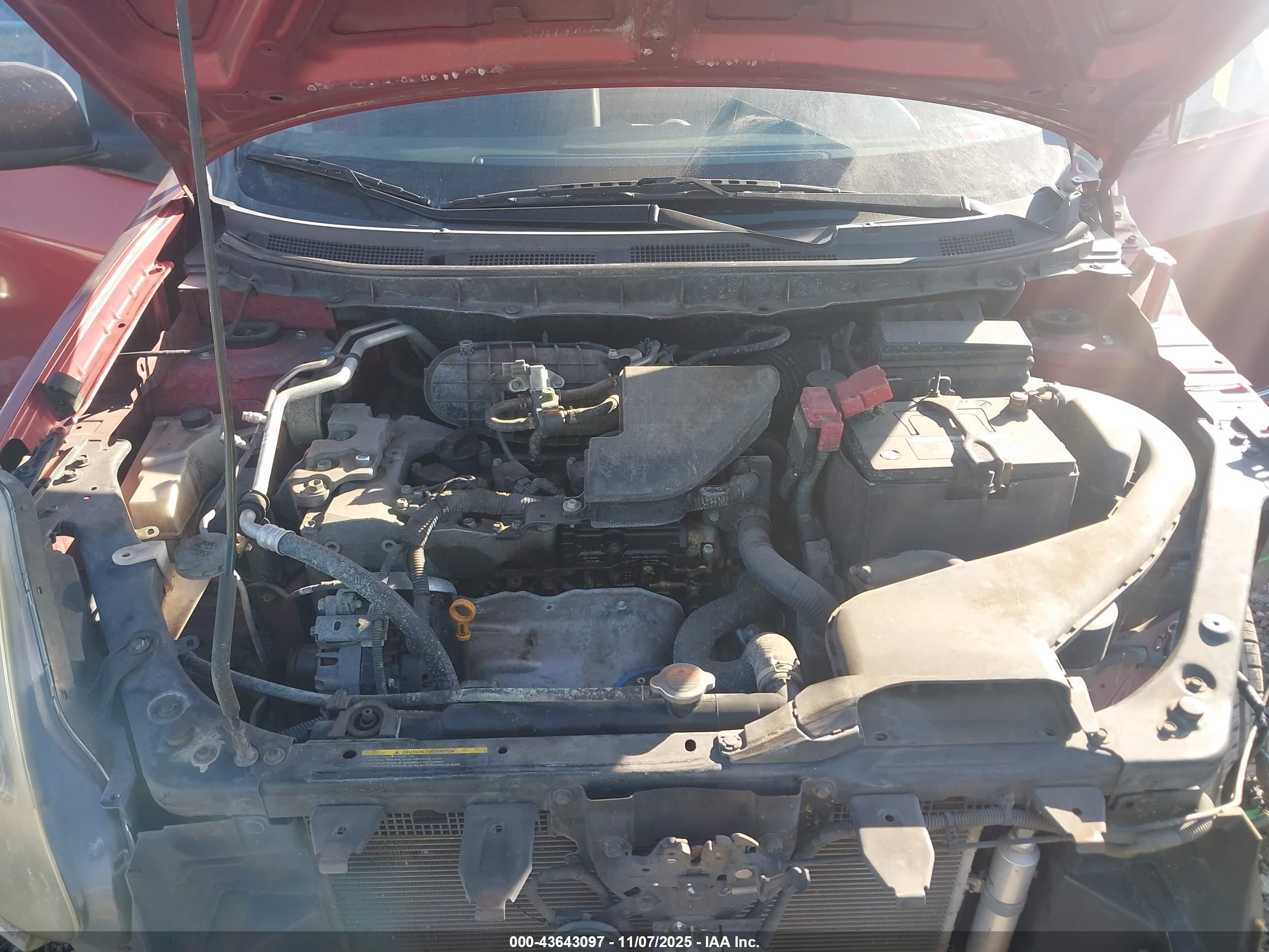 NISSAN ROGUE image 10