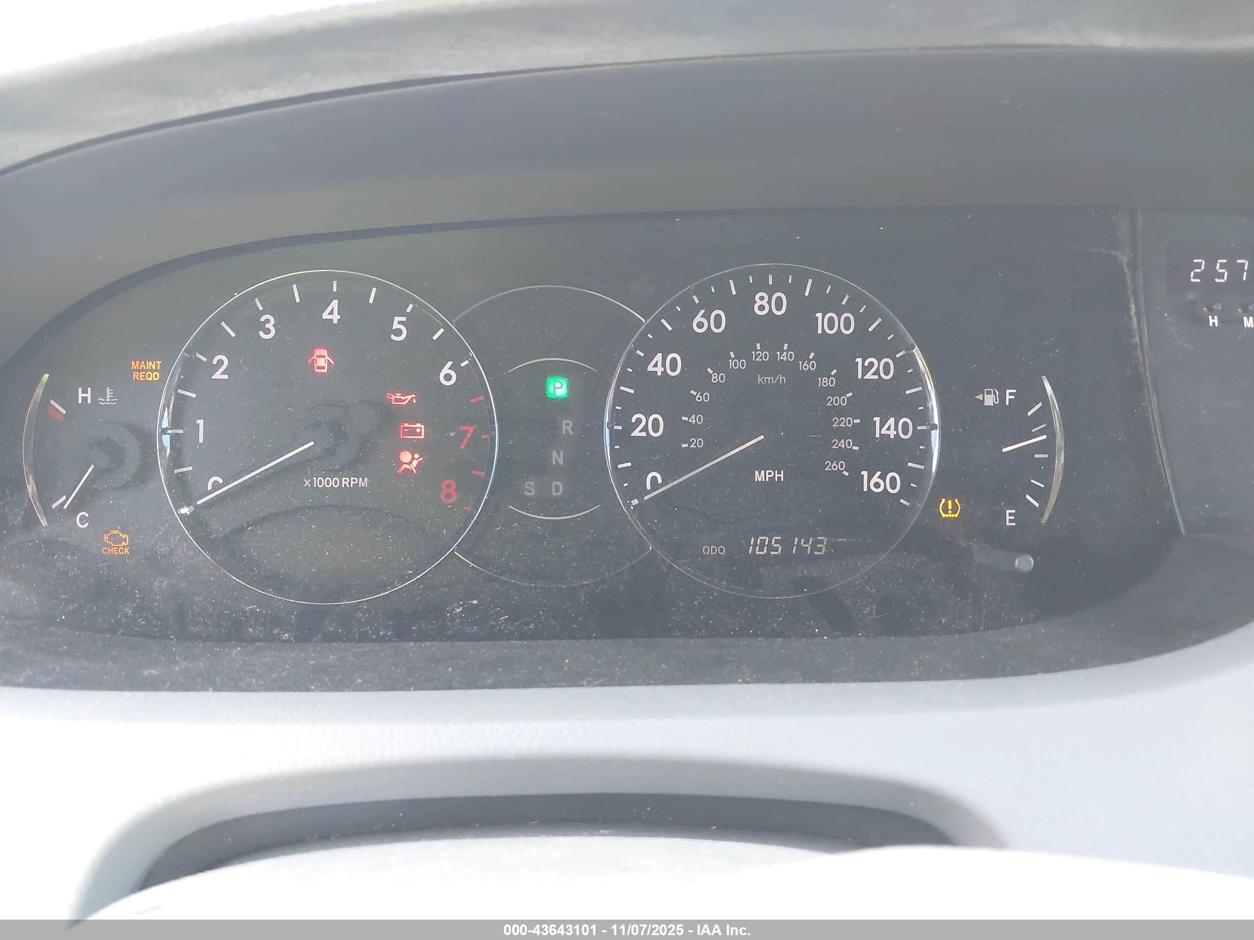 TOYOTA AVALON image 7