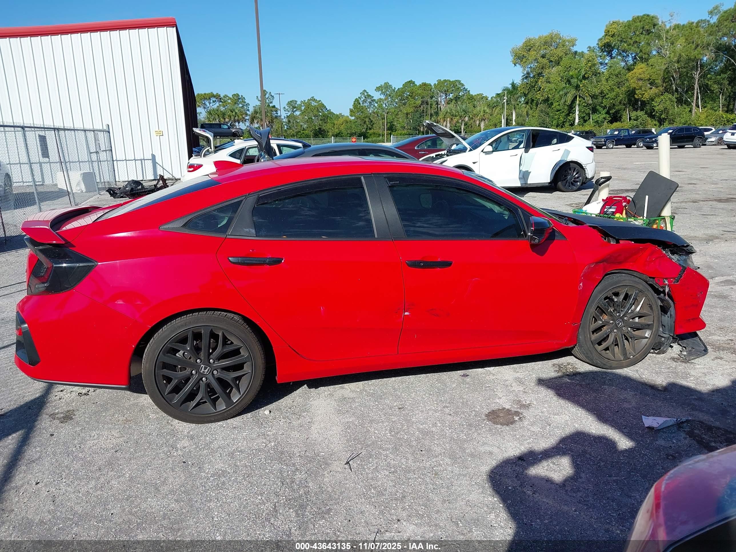 HONDA CIVIC image 6