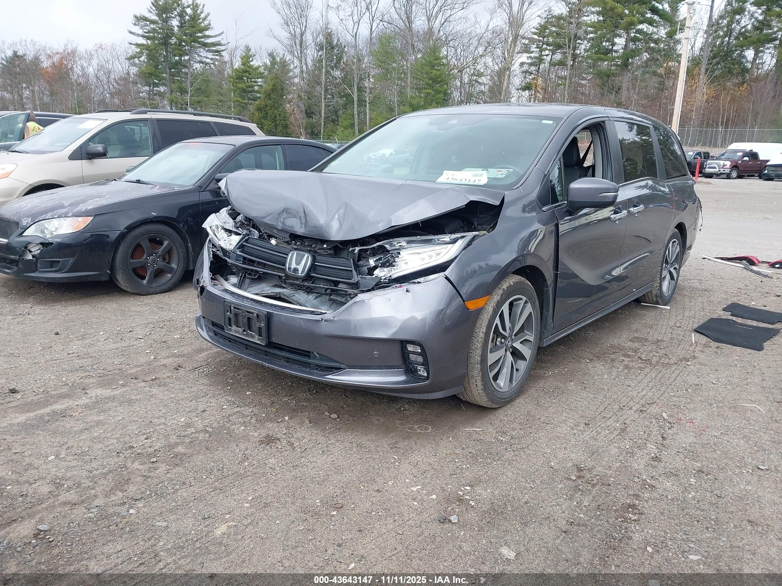 HONDA ODYSSEY image 2