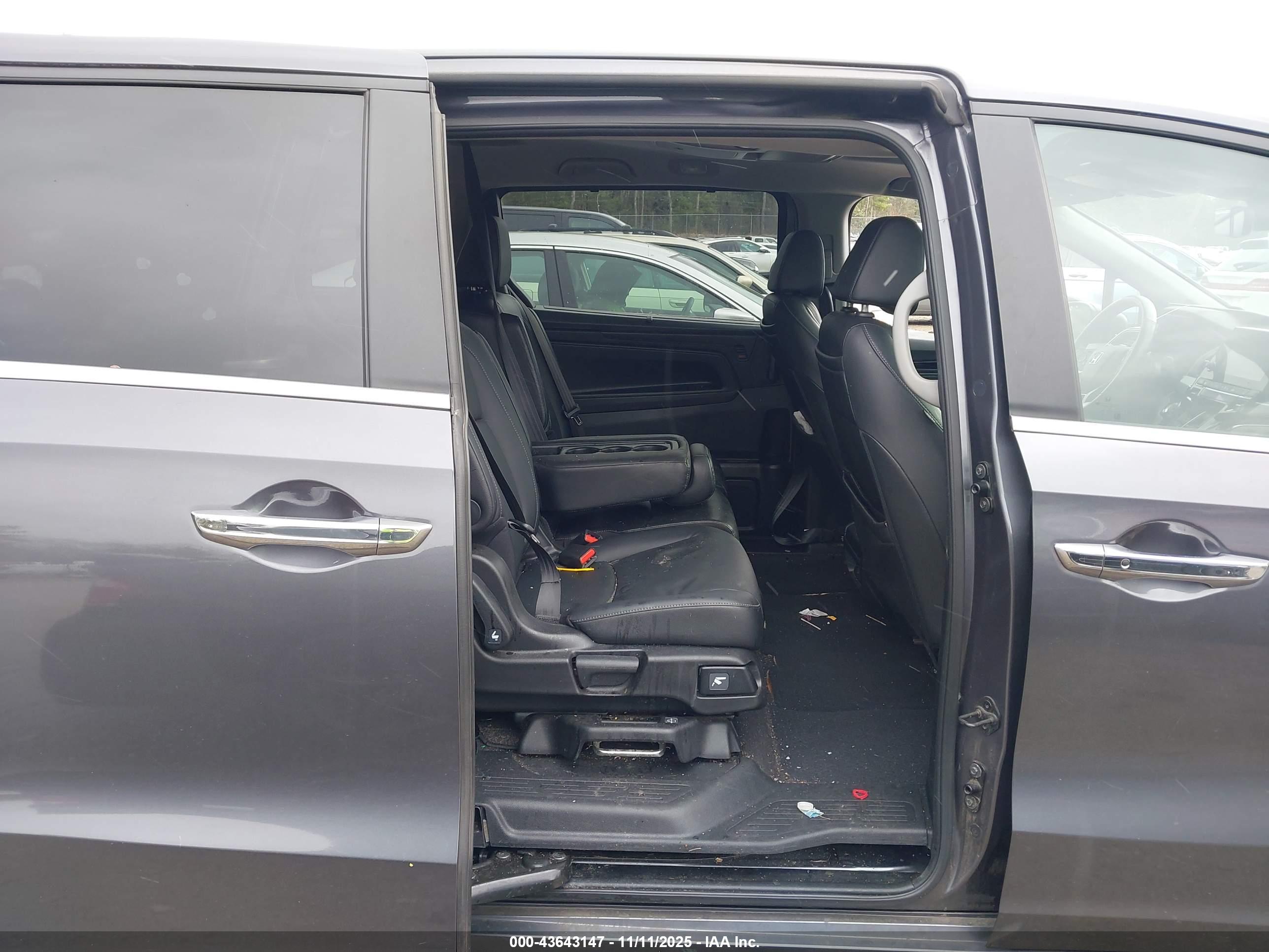 HONDA ODYSSEY image 8