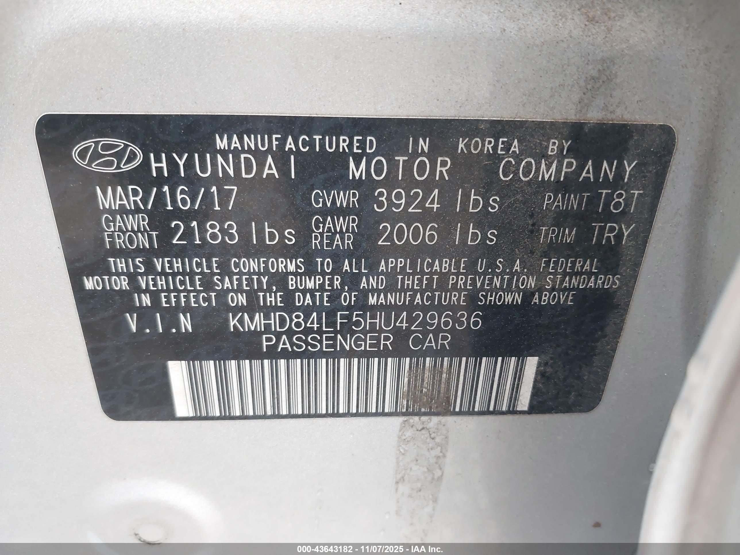 HYUNDAI ELANTRA image 9