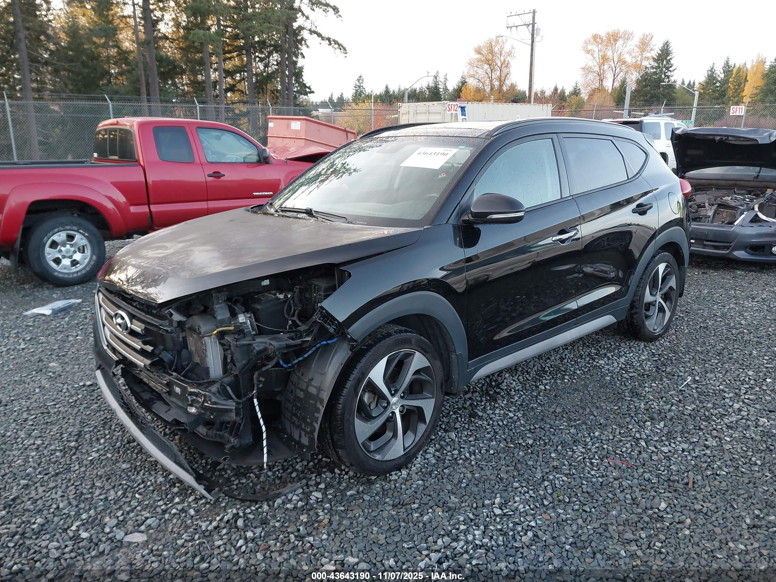 HYUNDAI TUCSON image 2