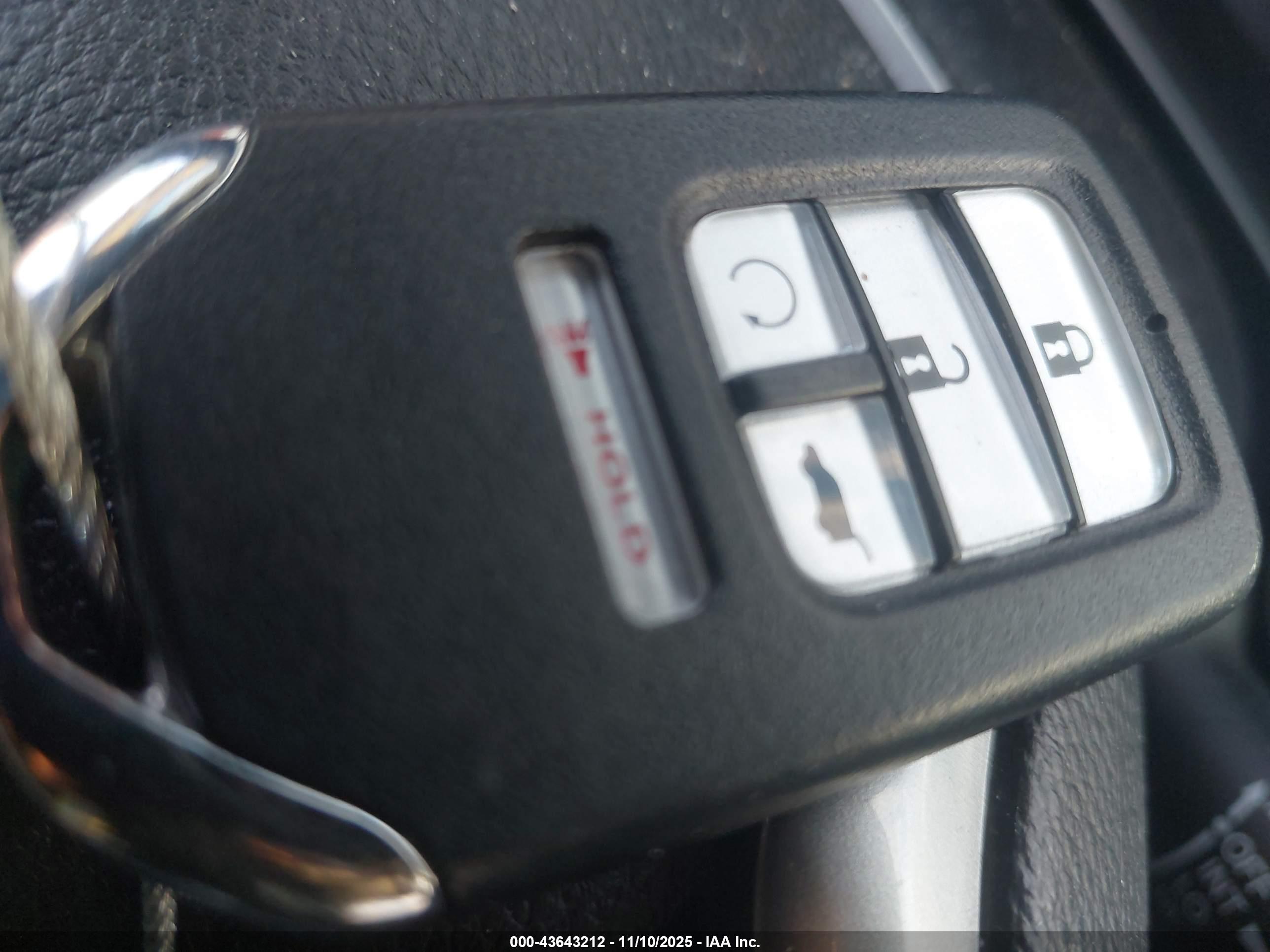 HONDA CR-V image 11