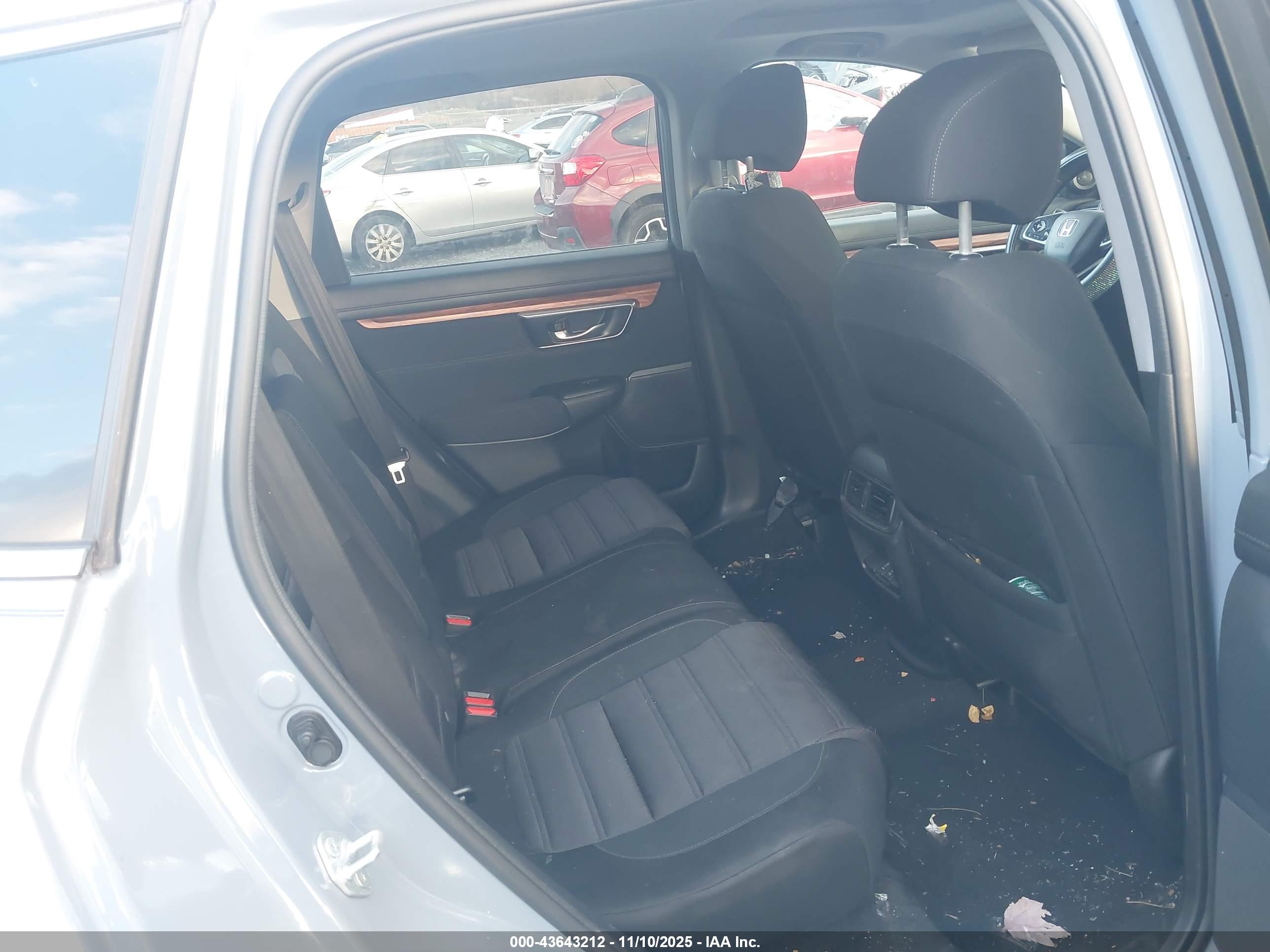 HONDA CR-V image 8