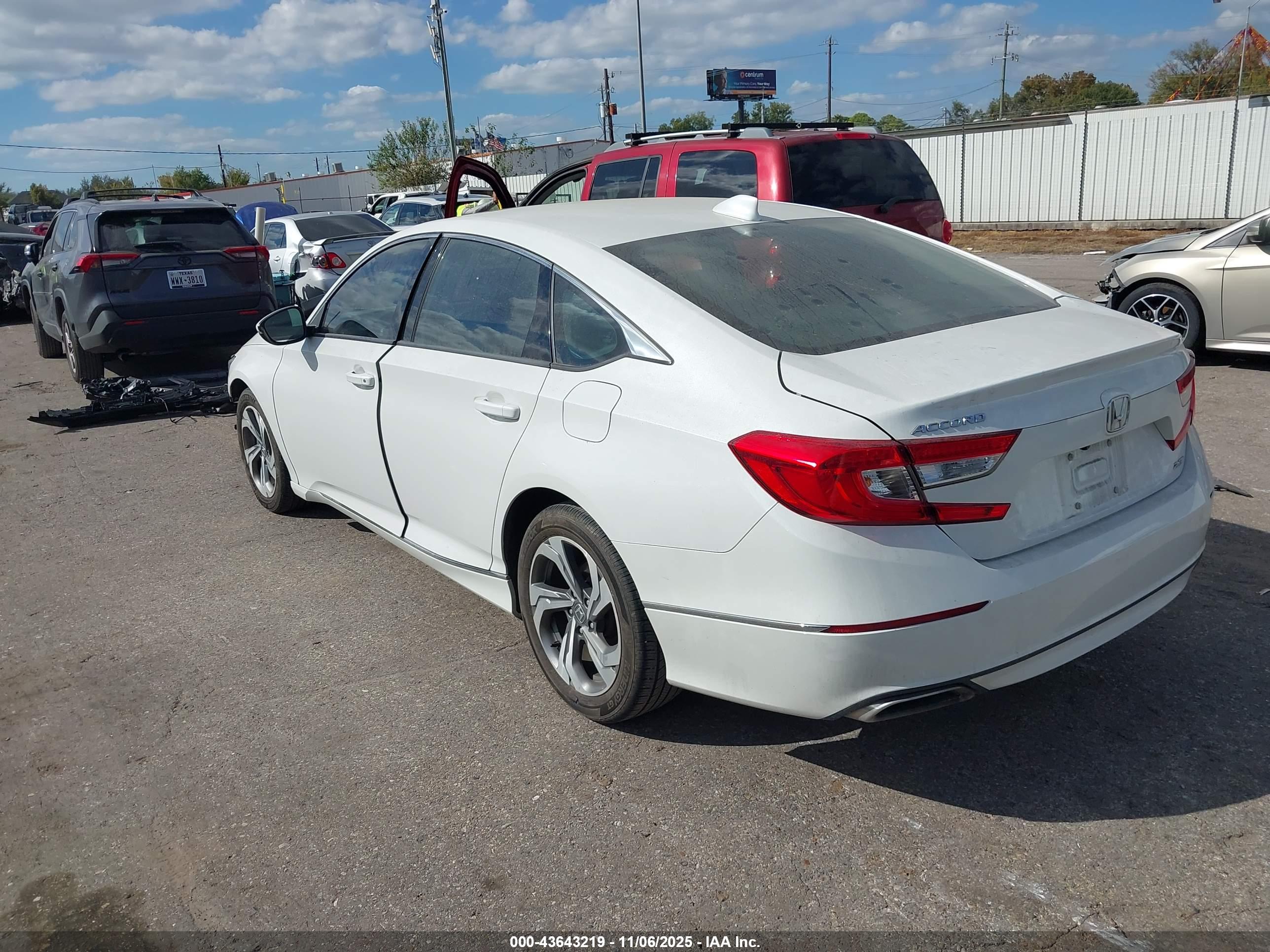 HONDA ACCORD image 3