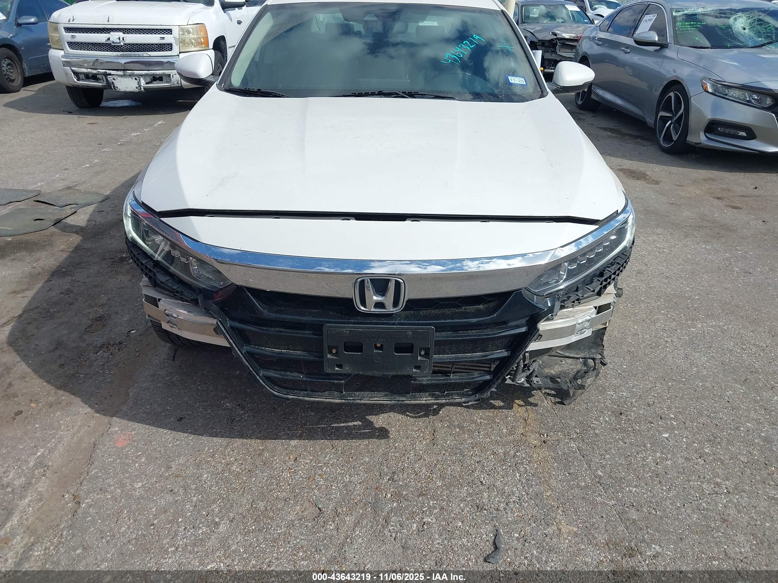 HONDA ACCORD image 6