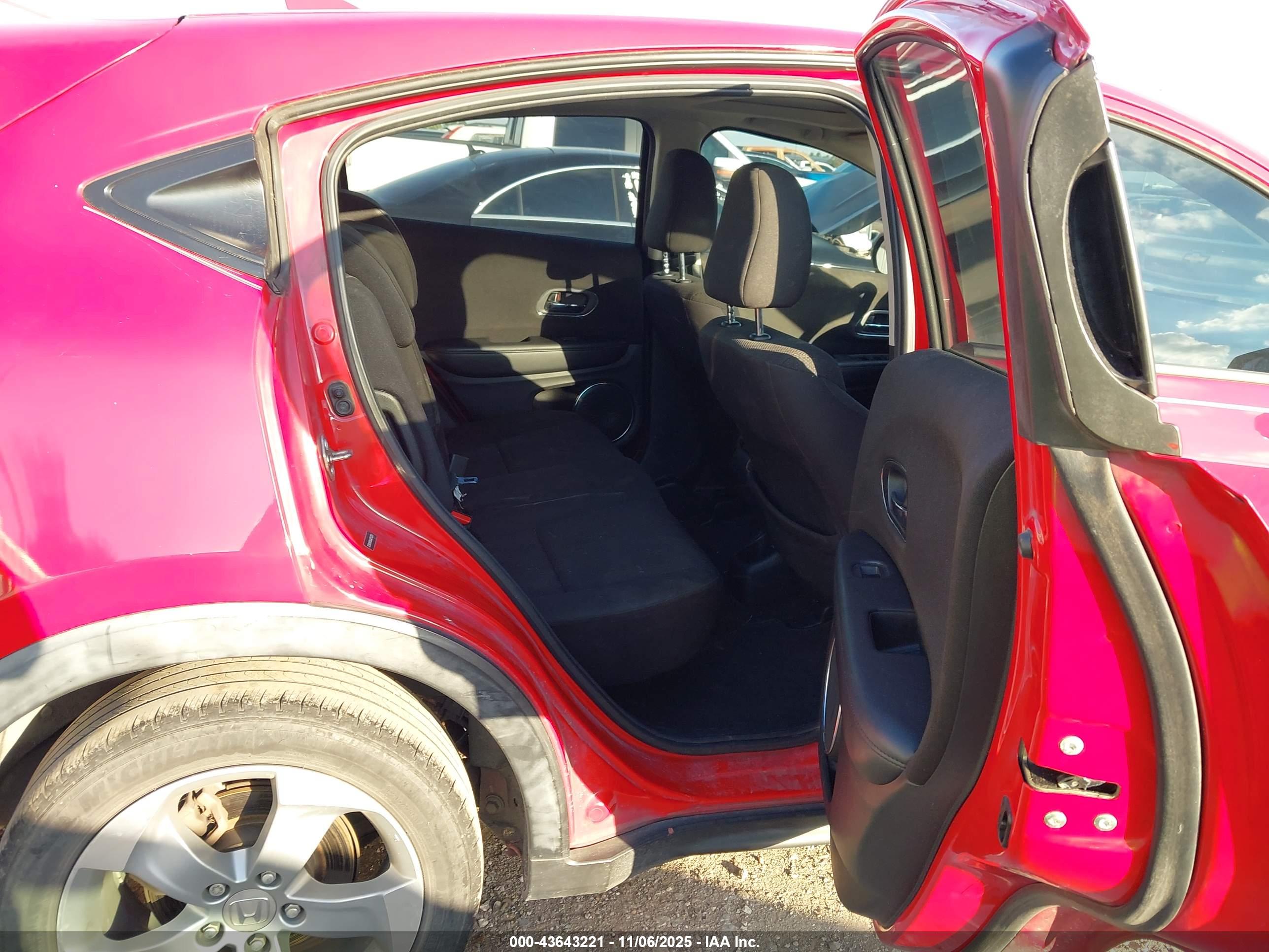 HONDA HR-V image 8