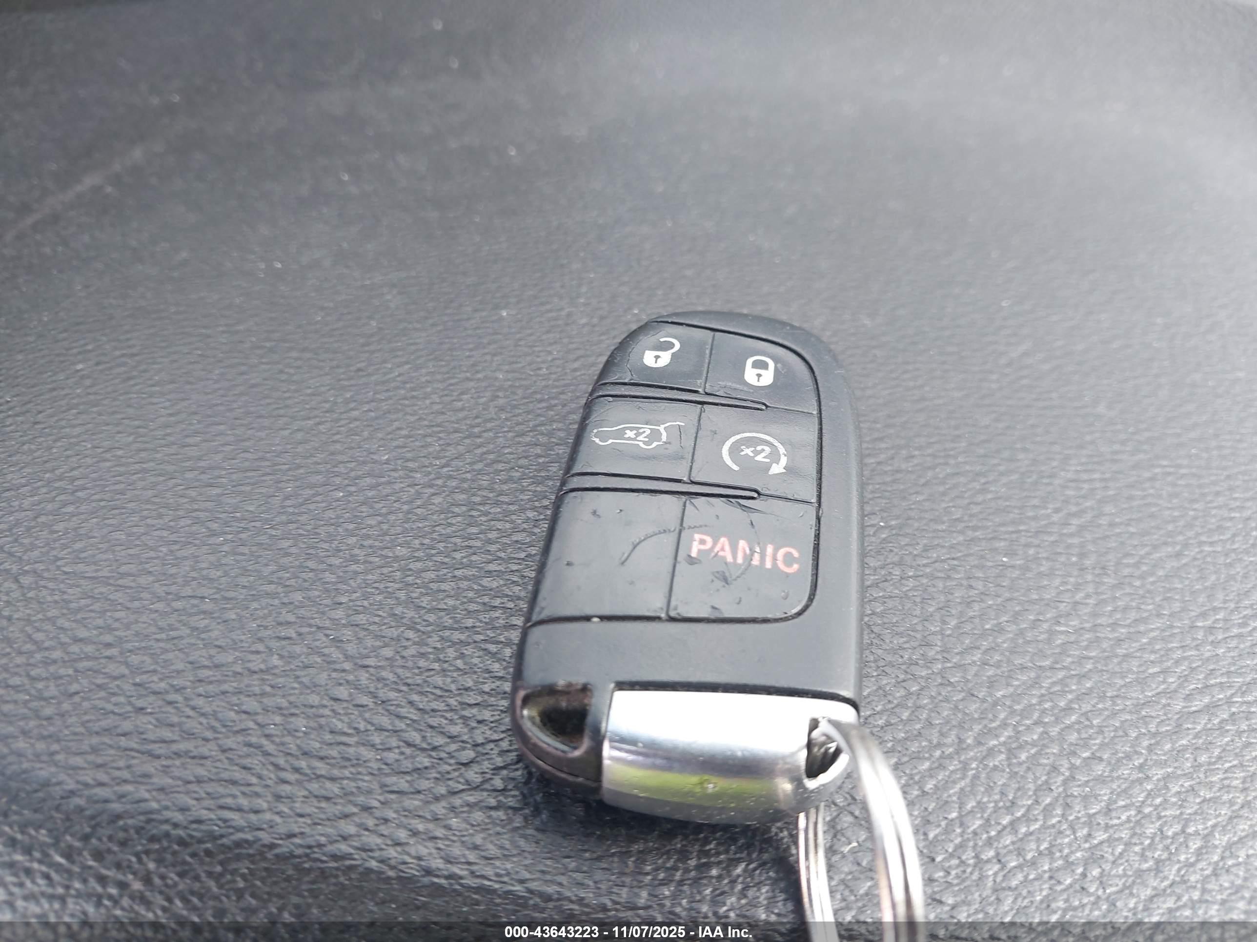 JEEP GRAND image 11