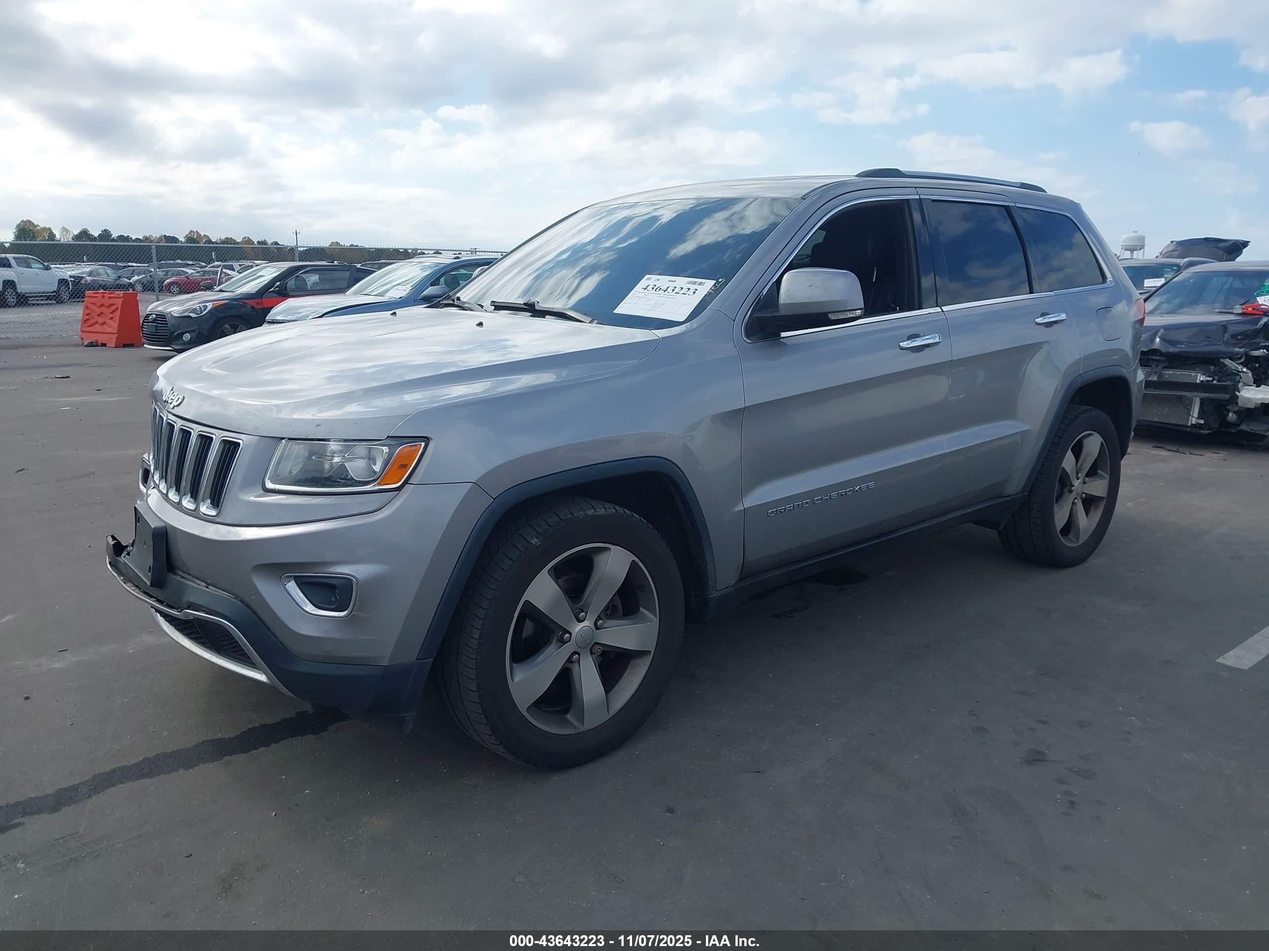 JEEP GRAND image 2