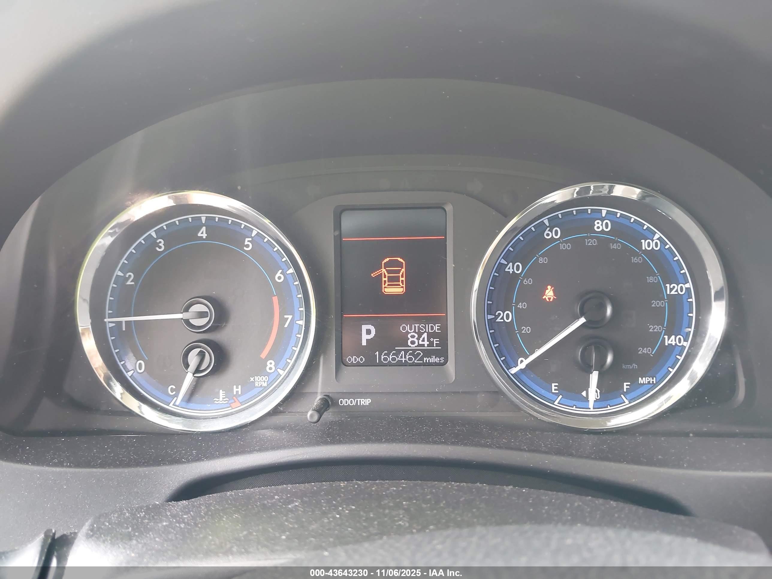 TOYOTA COROLLA image 7