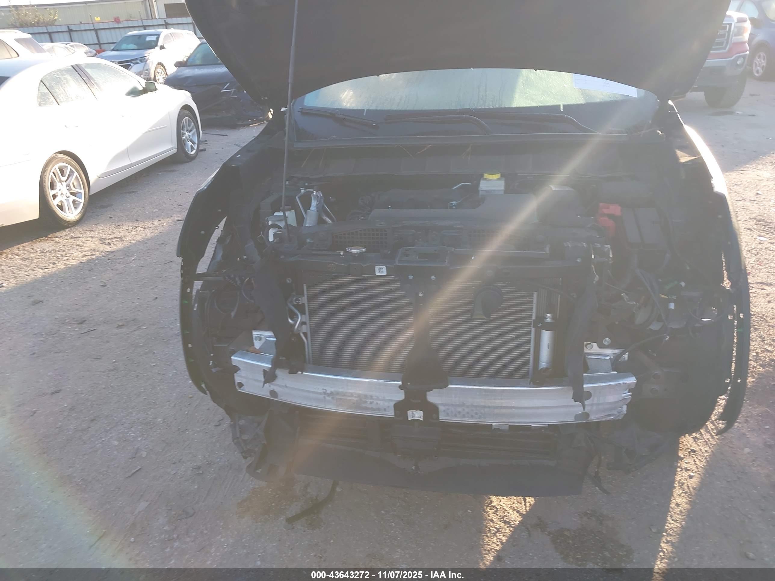 NISSAN PATHFINDER image 10