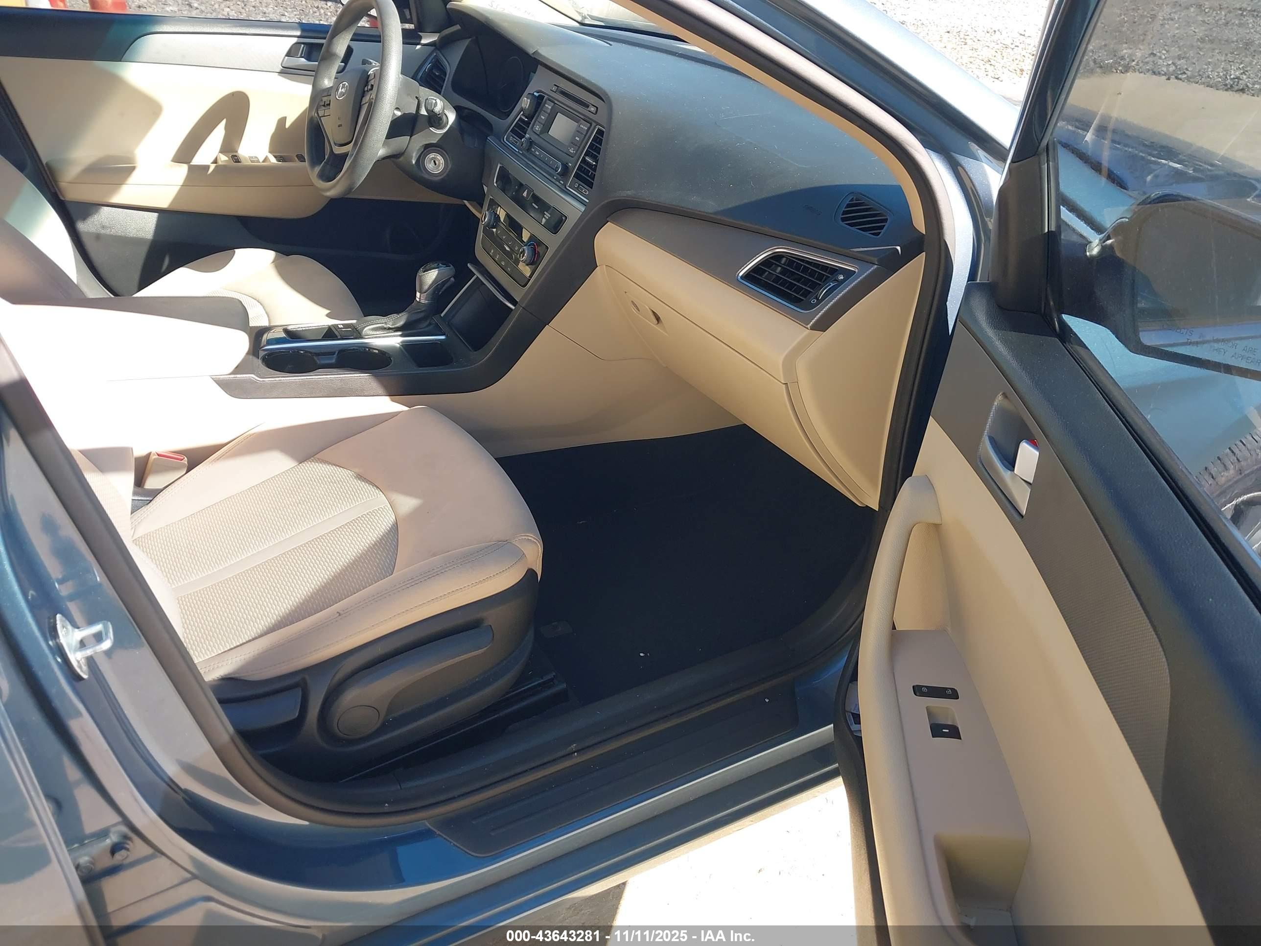 HYUNDAI SONATA image 5