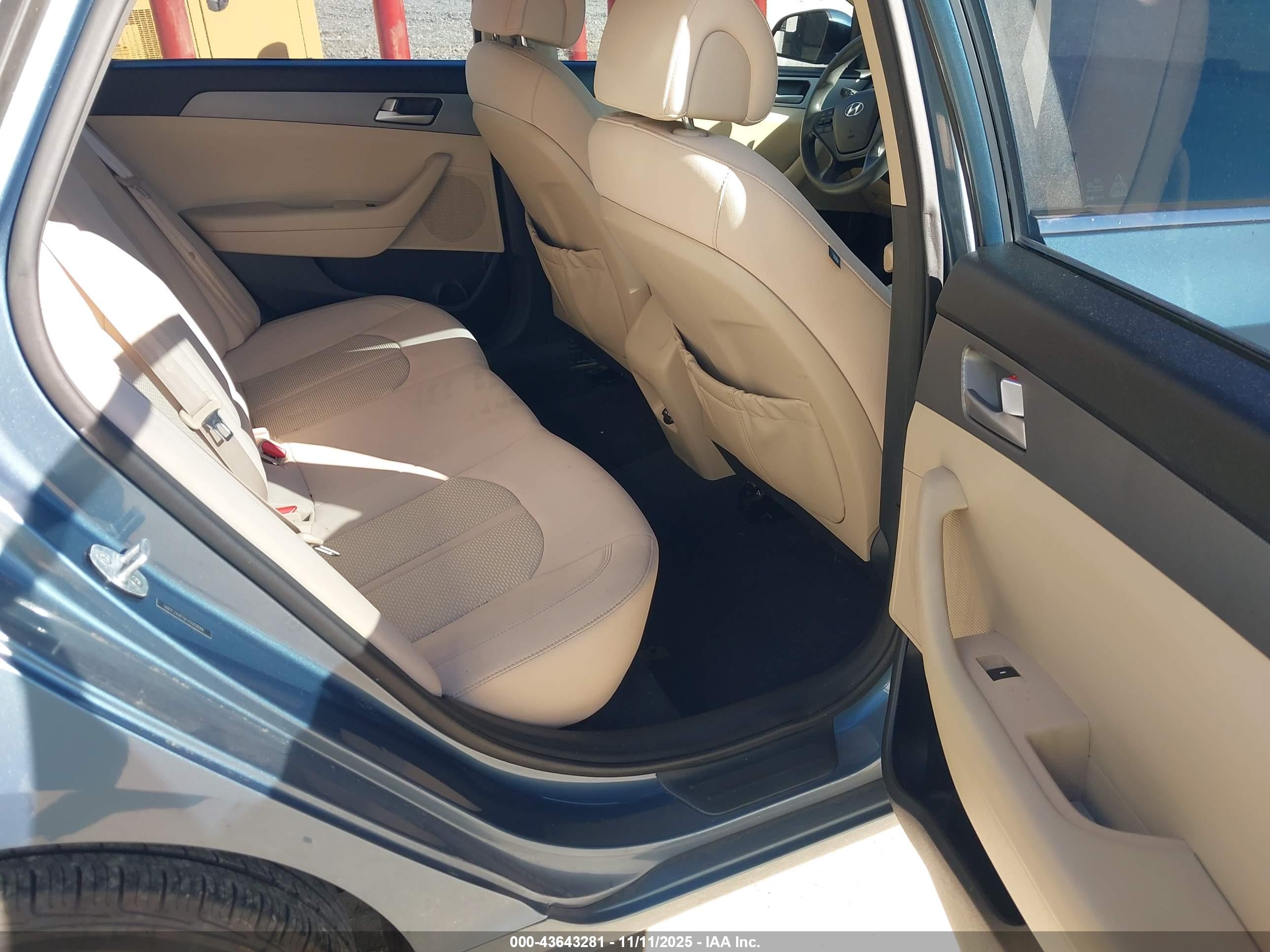 HYUNDAI SONATA image 8