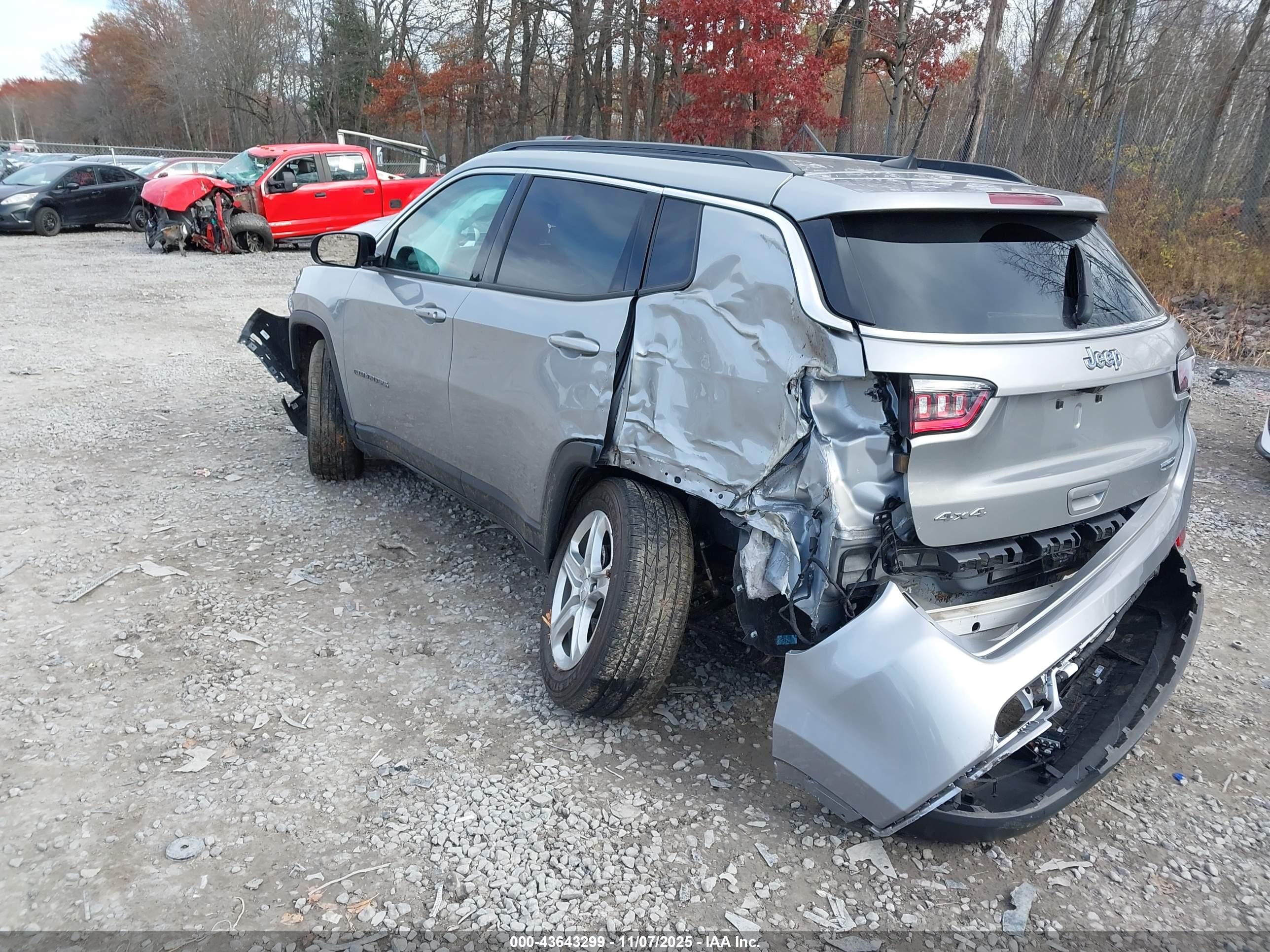 JEEP COMPASS image 3