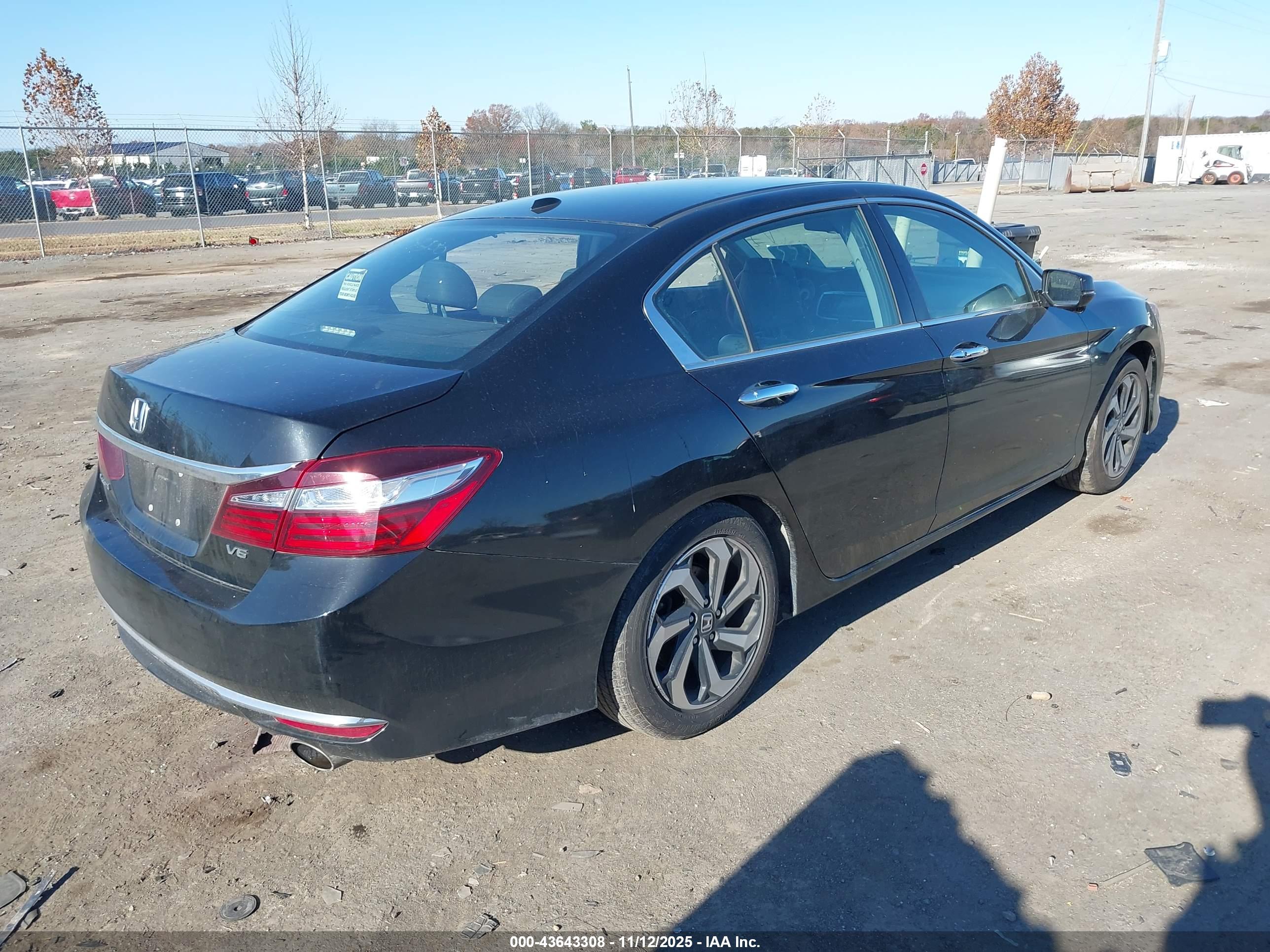 HONDA ACCORD image 4