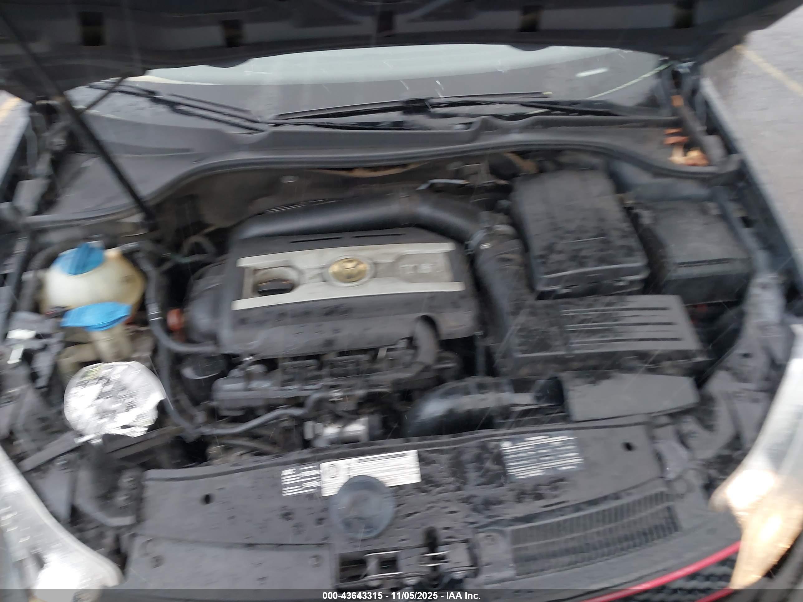 VOLKSWAGEN GTI image 10
