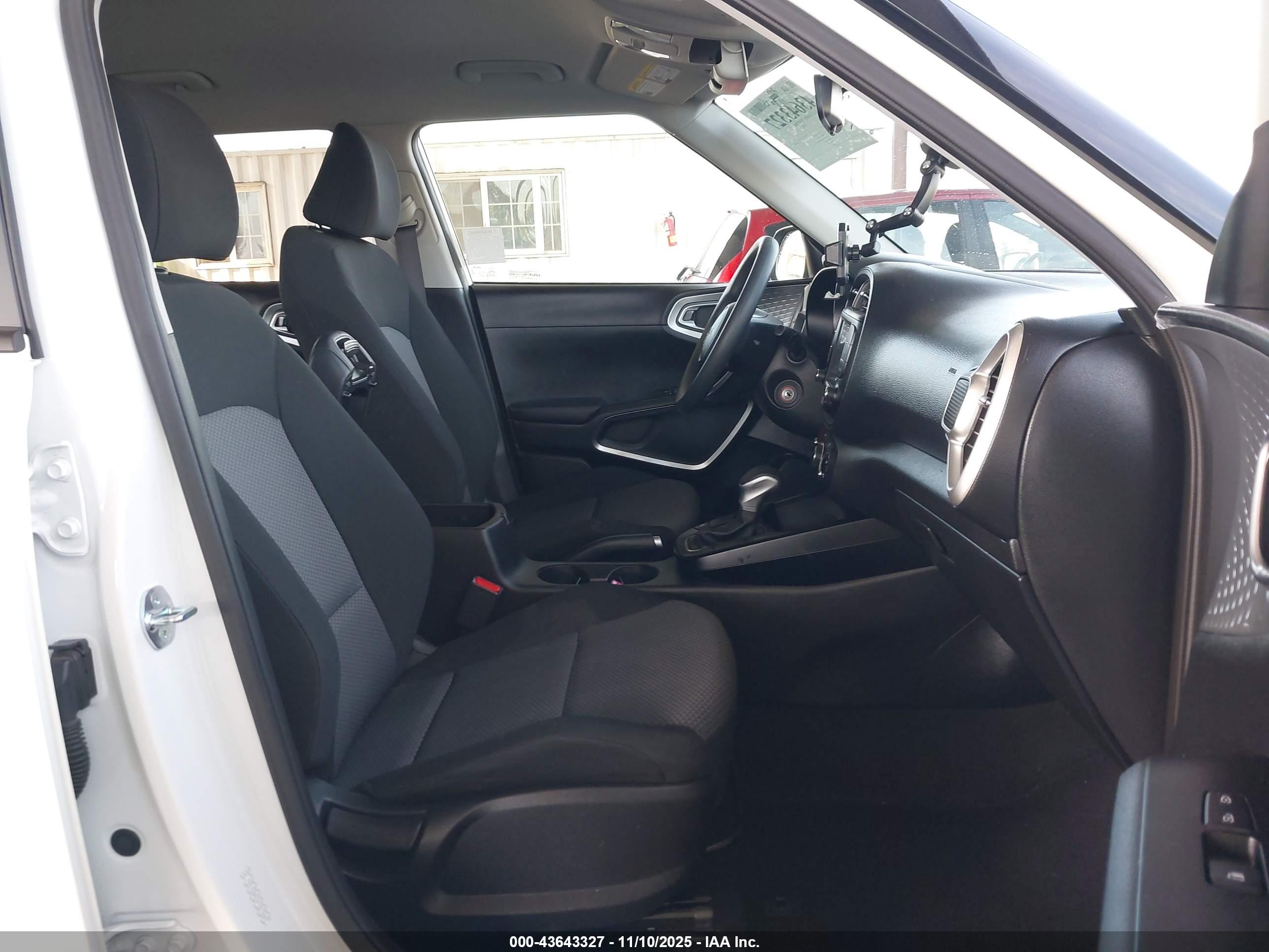 KIA SOUL image 5