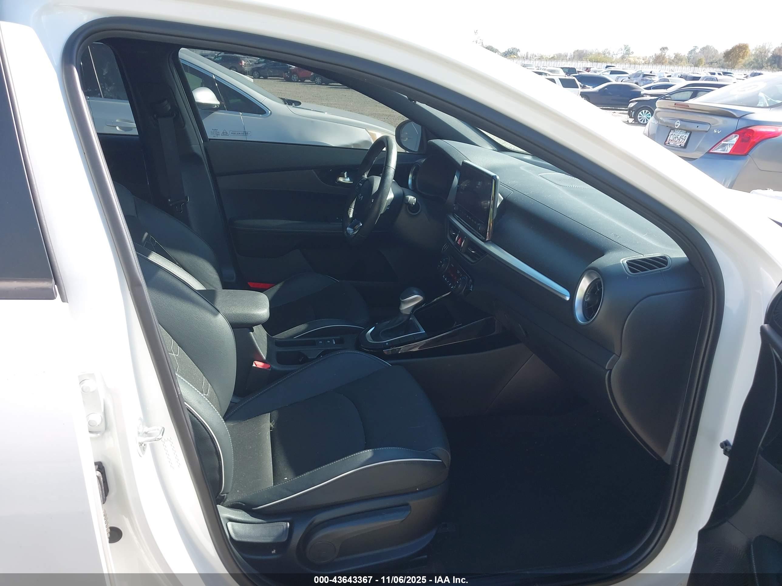 KIA FORTE image 5