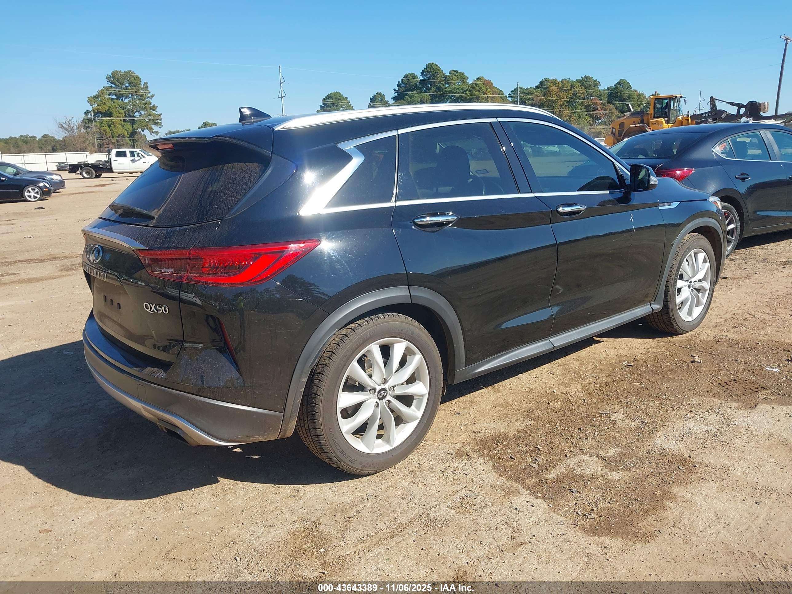 INFINITI QX50 image 4