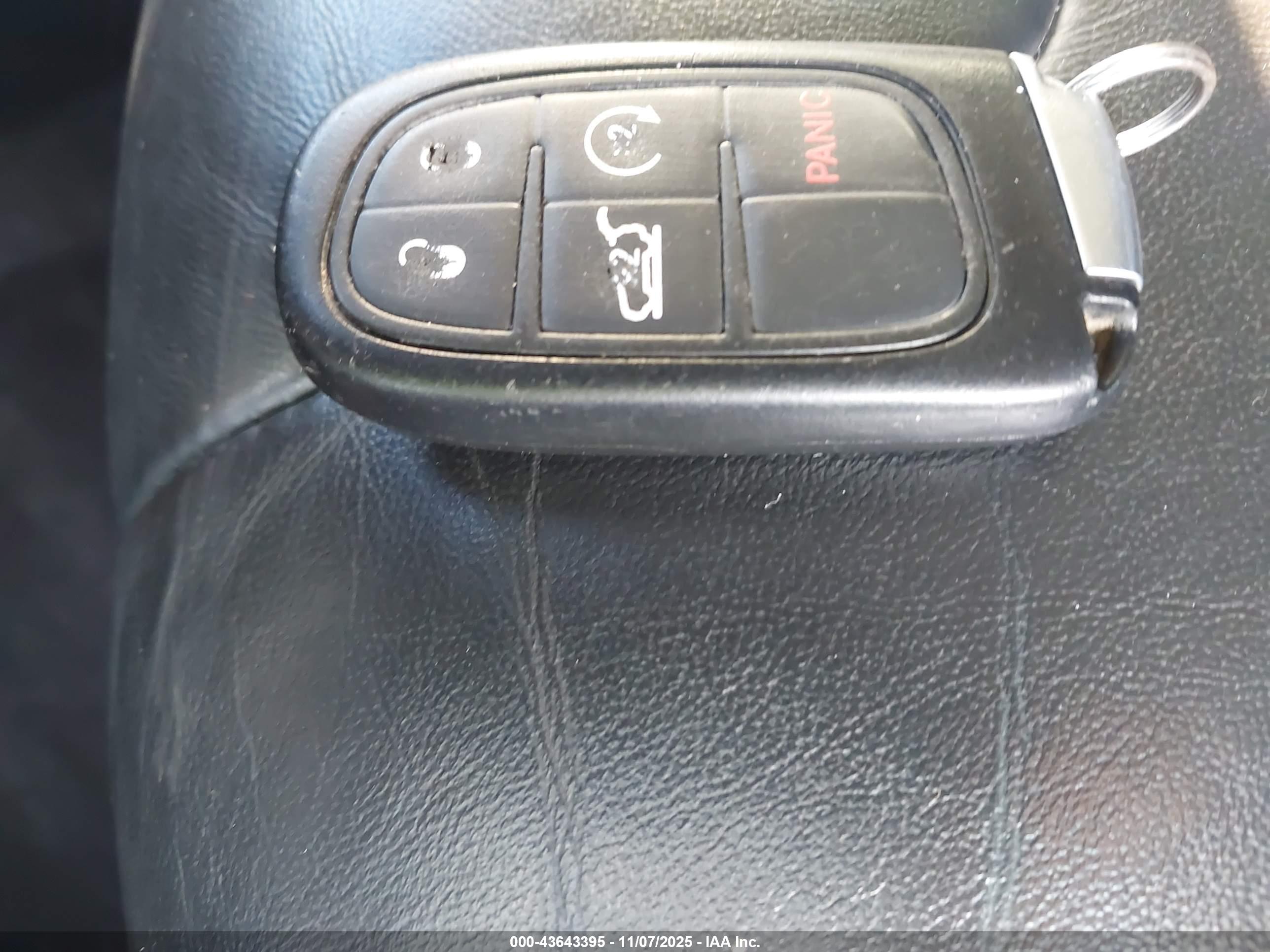 JEEP CHEROKEE image 11