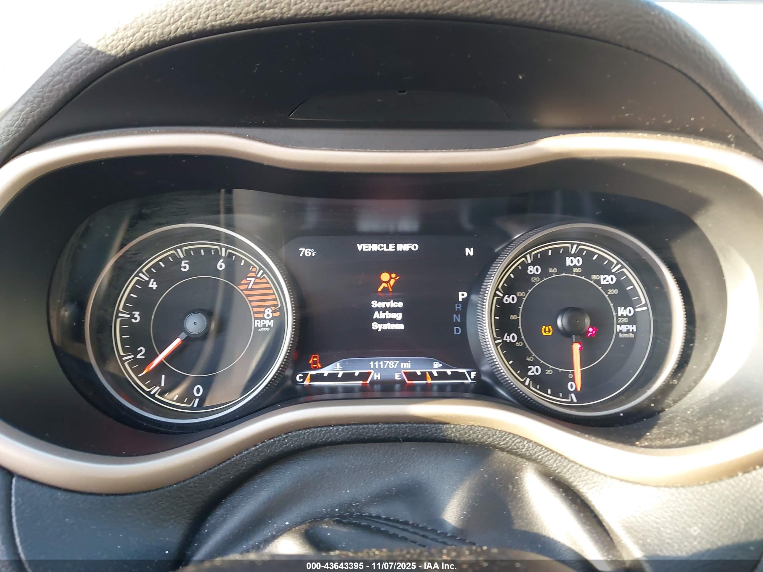JEEP CHEROKEE image 7
