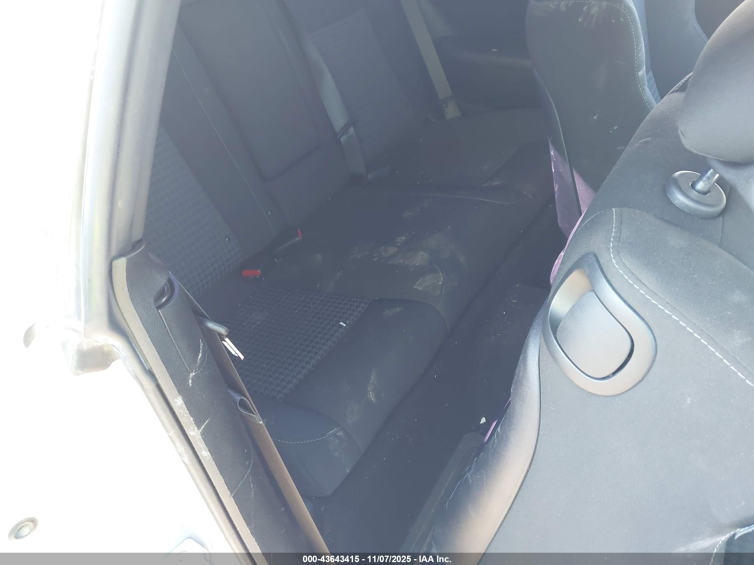 DODGE CHALLENGER image 8