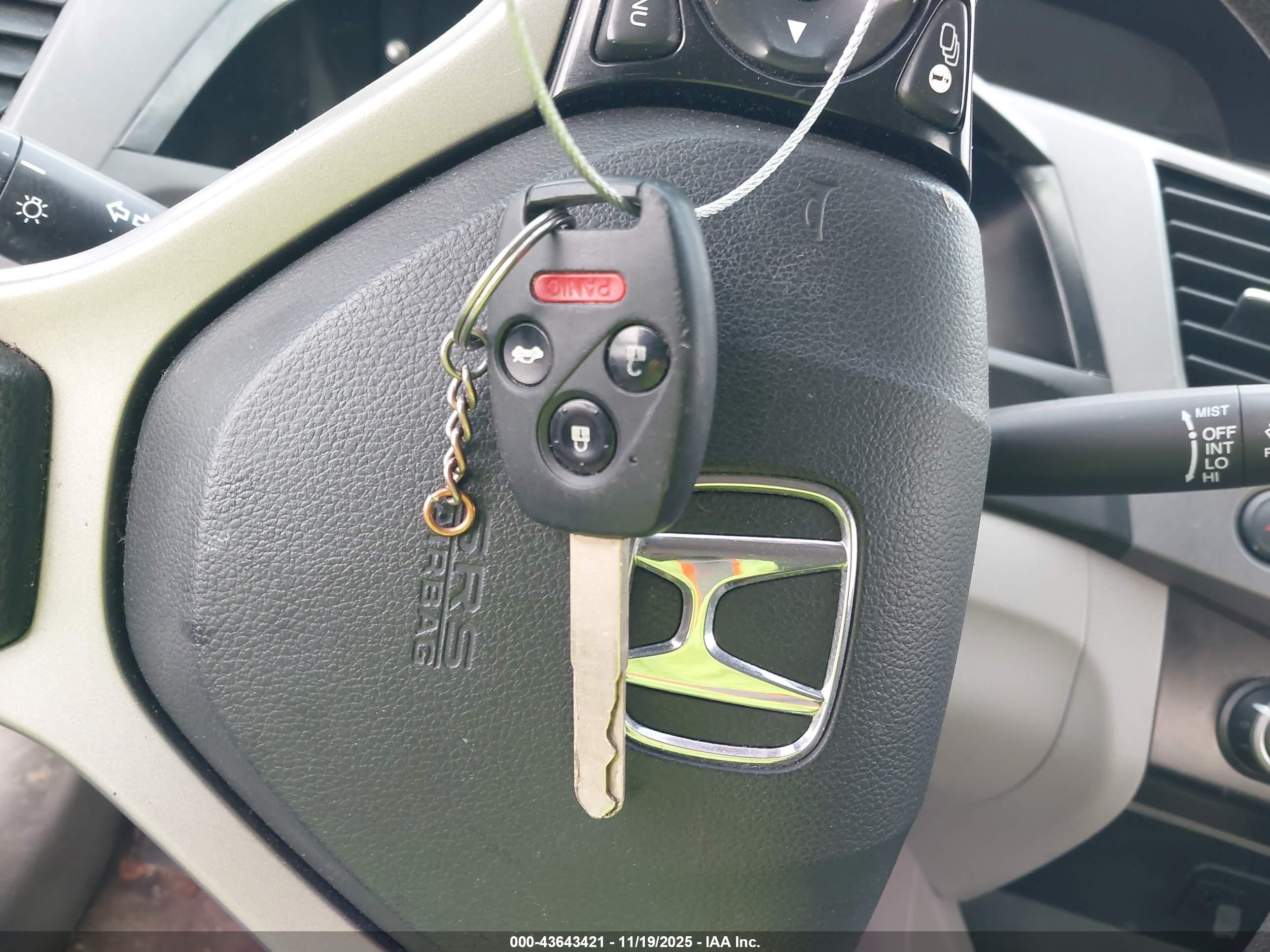 HONDA CIVIC image 11
