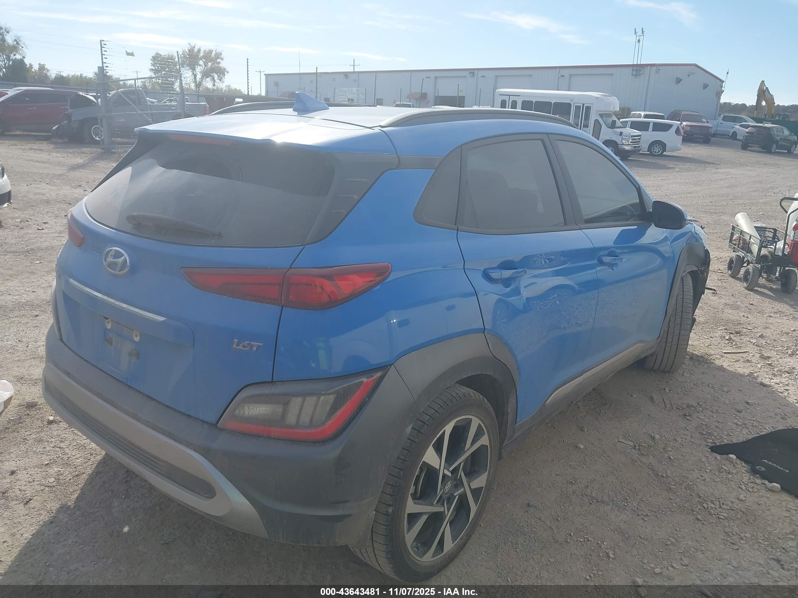 HYUNDAI KONA image 4