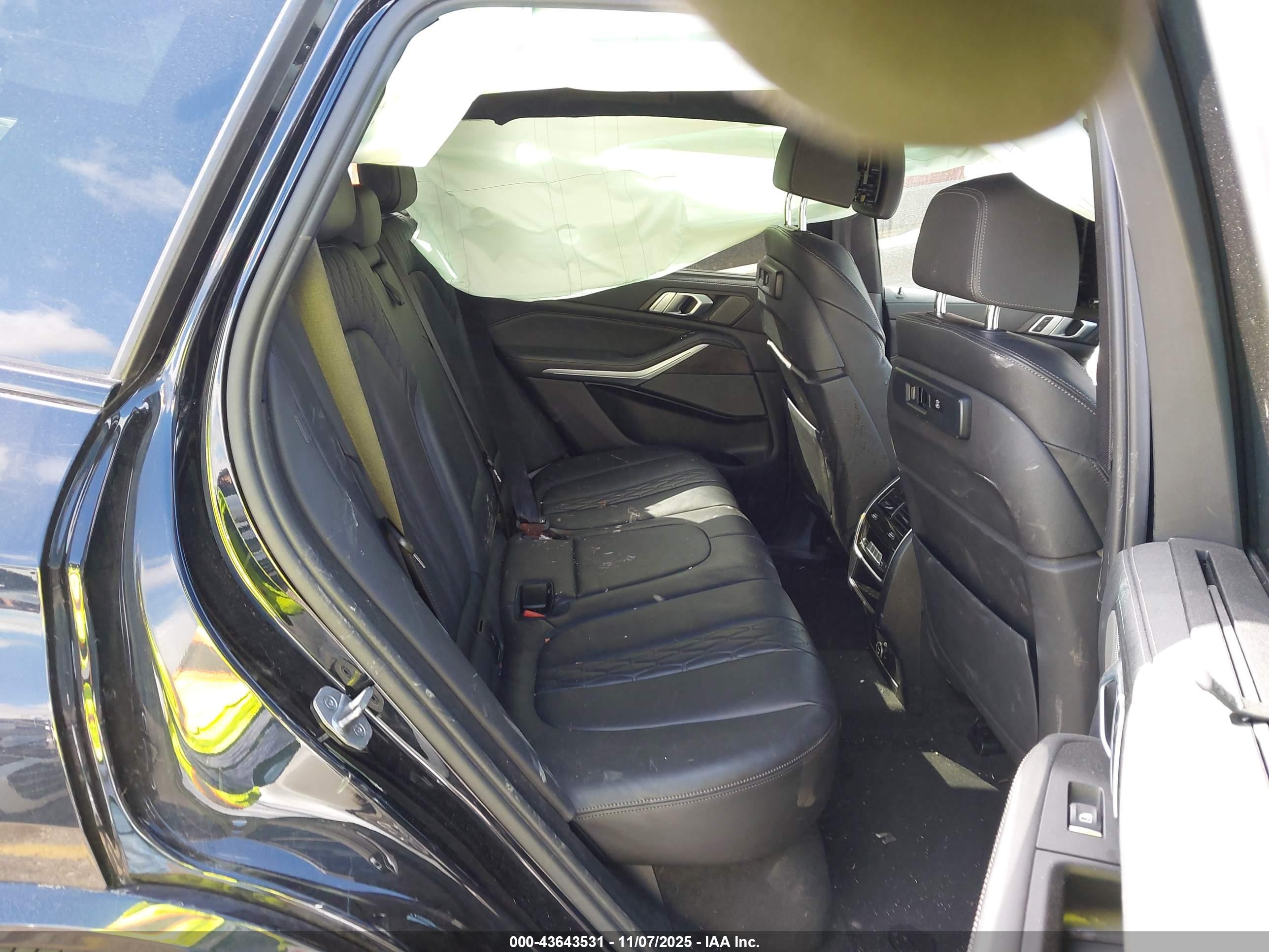 BMW X5 image 8