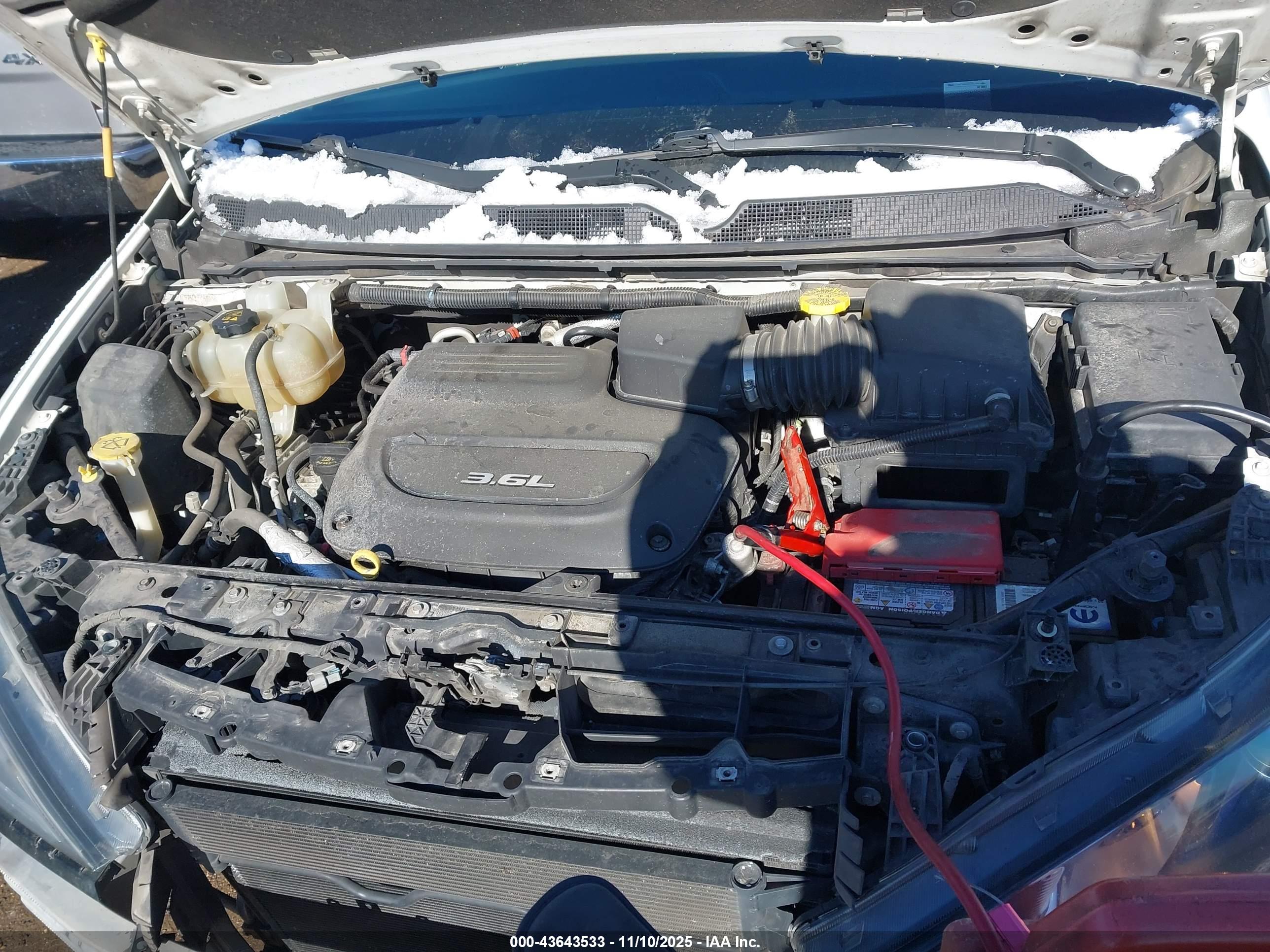 CHRYSLER PACIFICA image 10