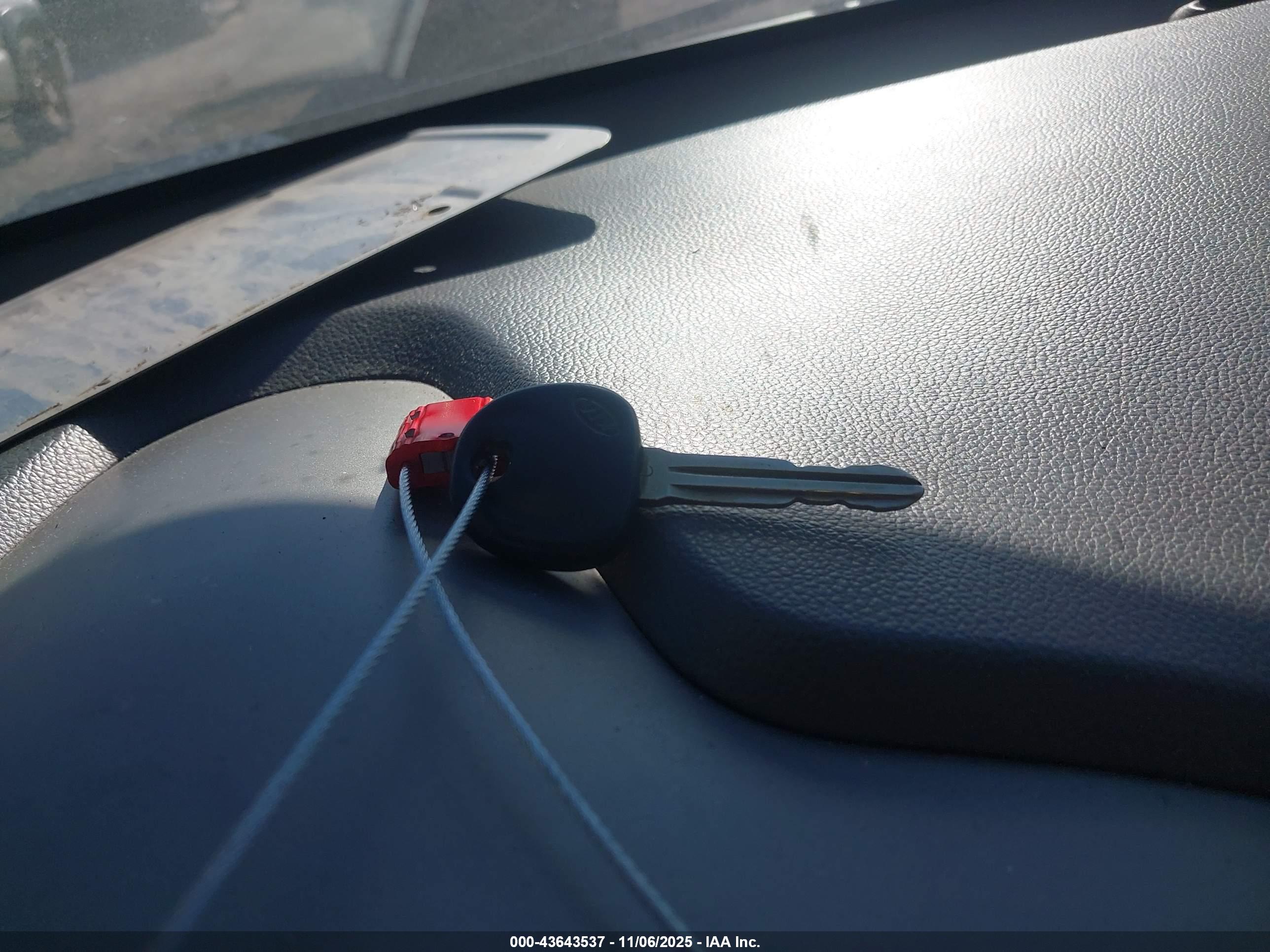 KIA SPORTAGE image 11