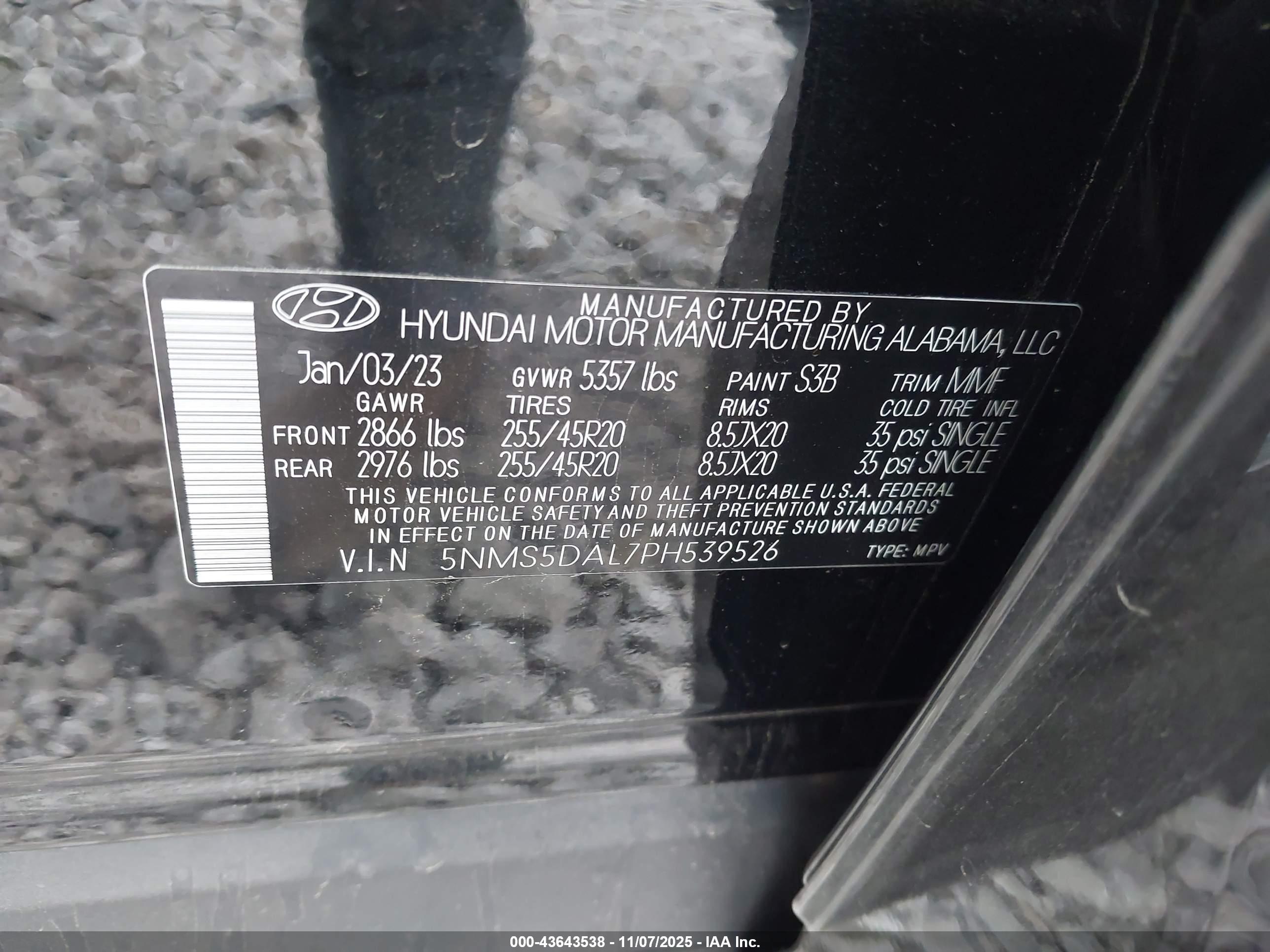 HYUNDAI SANTA image 9