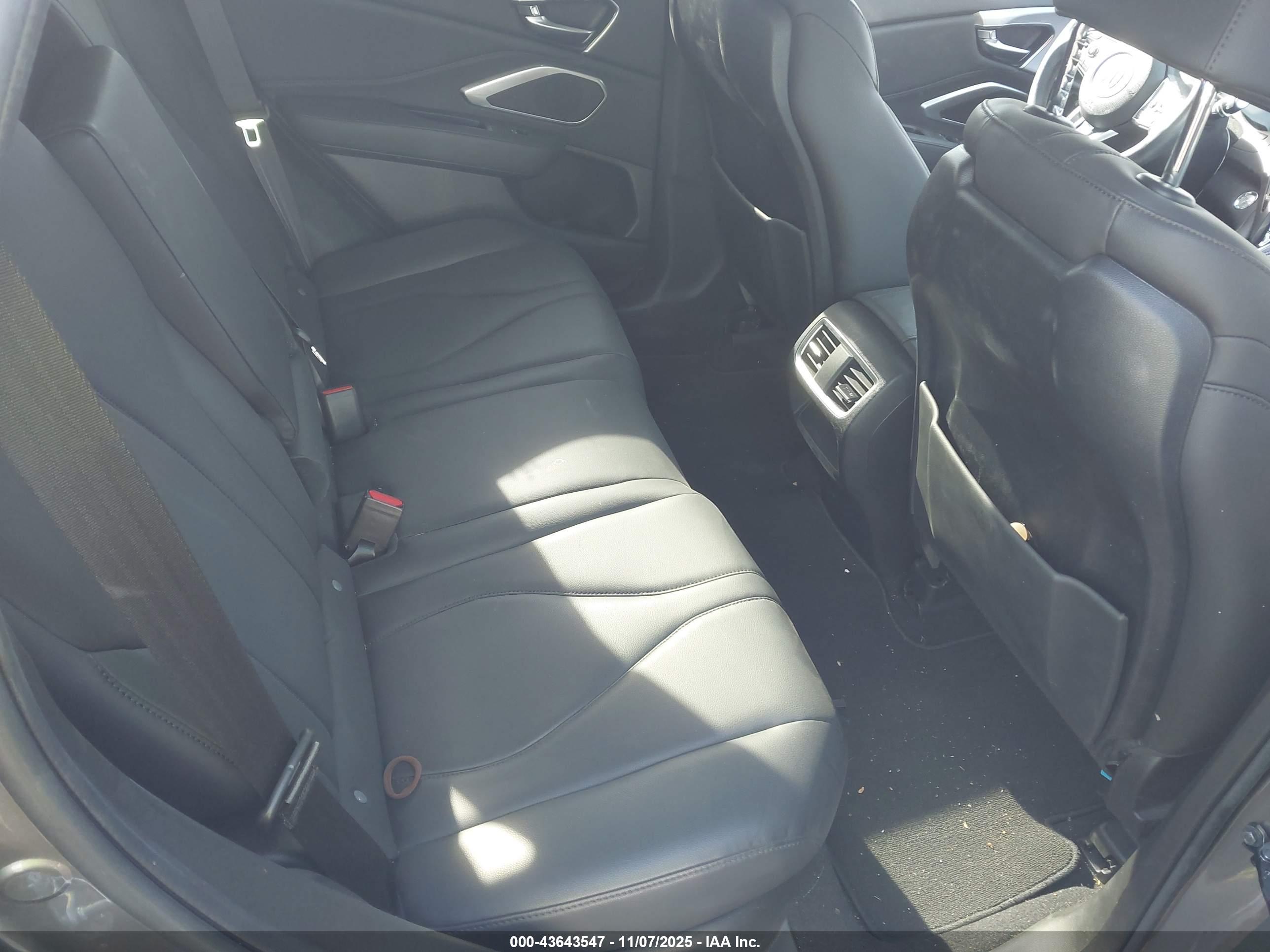 ACURA RDX image 8