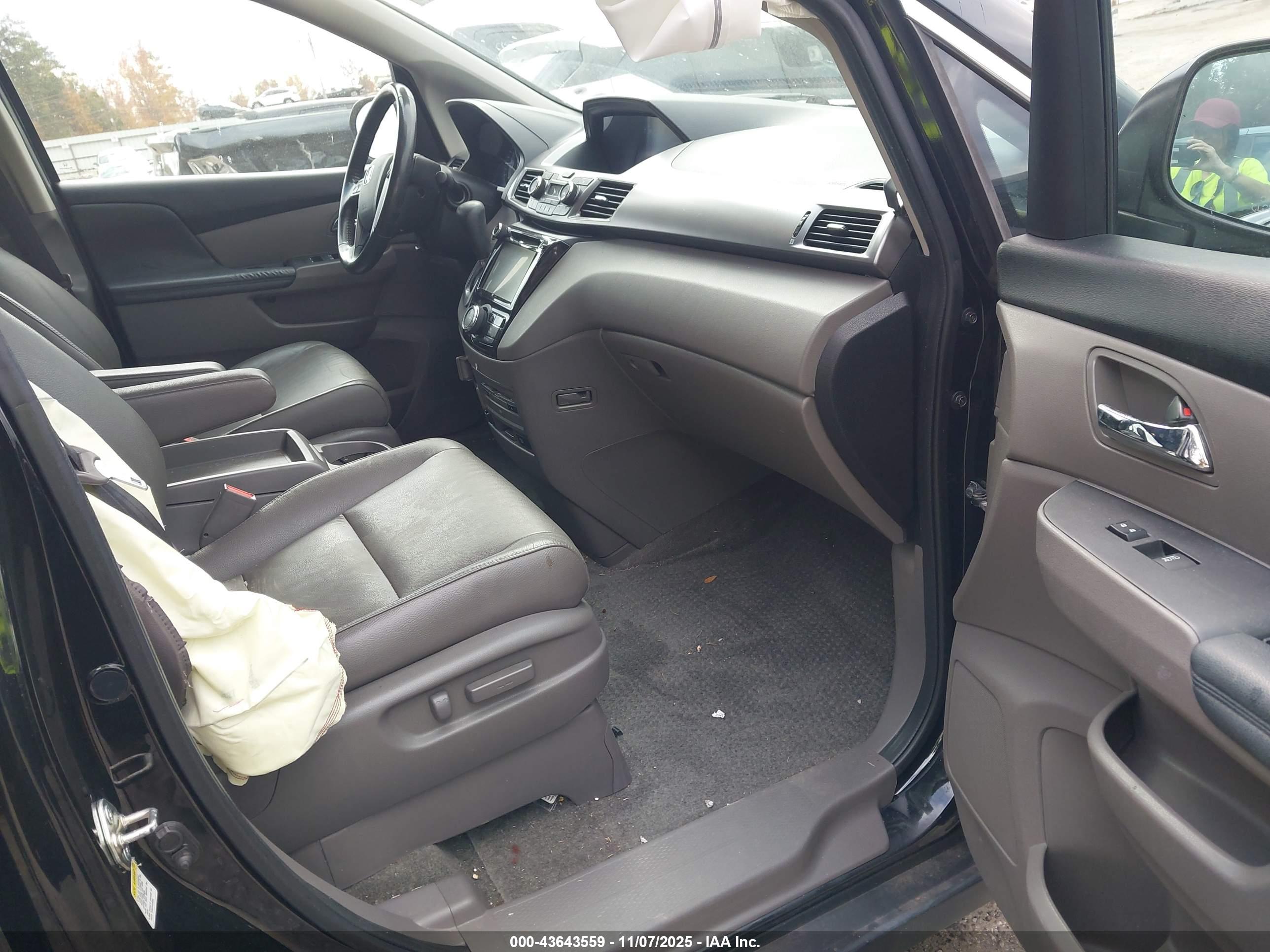 HONDA ODYSSEY image 5