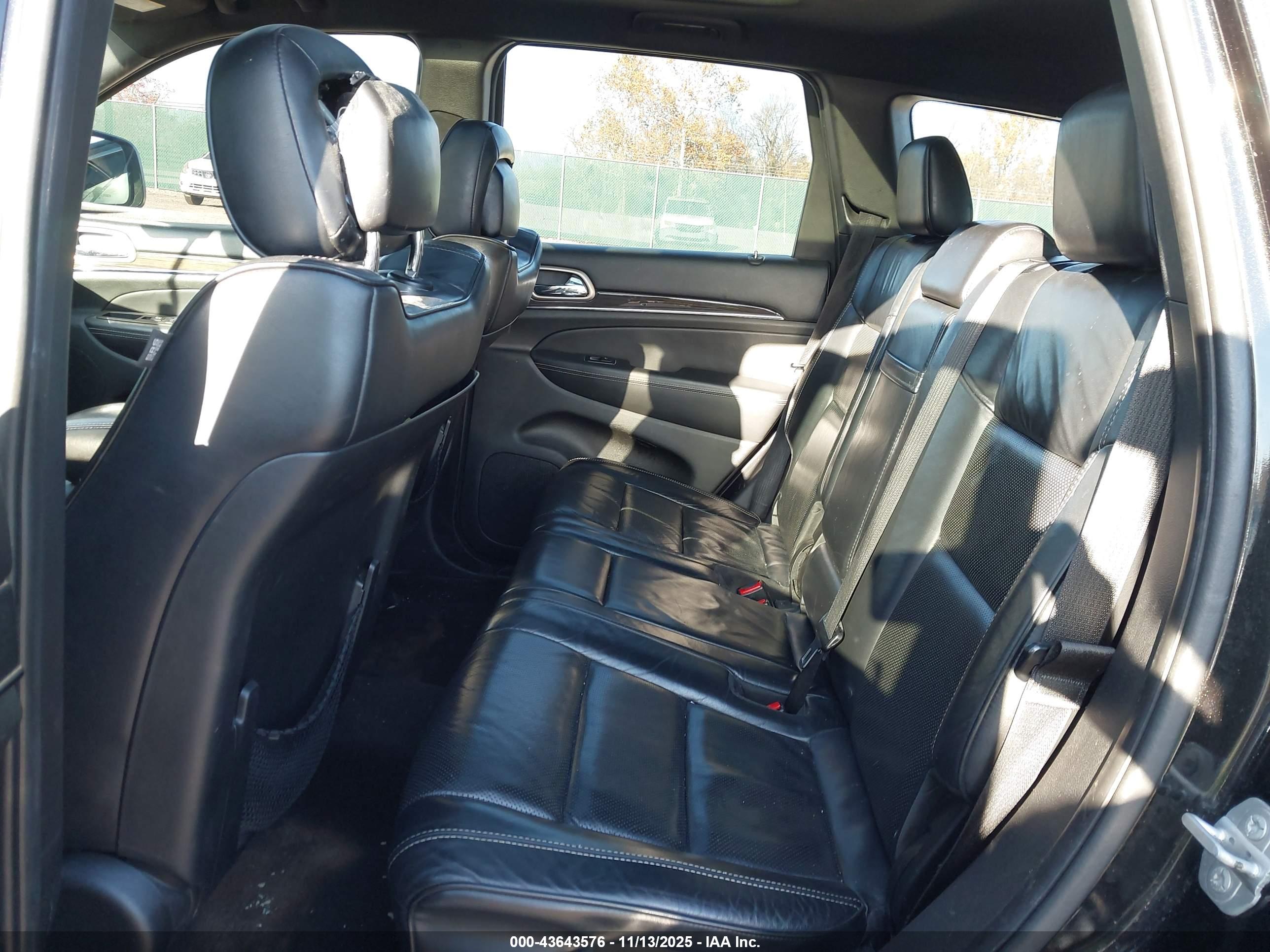 JEEP GRAND image 8