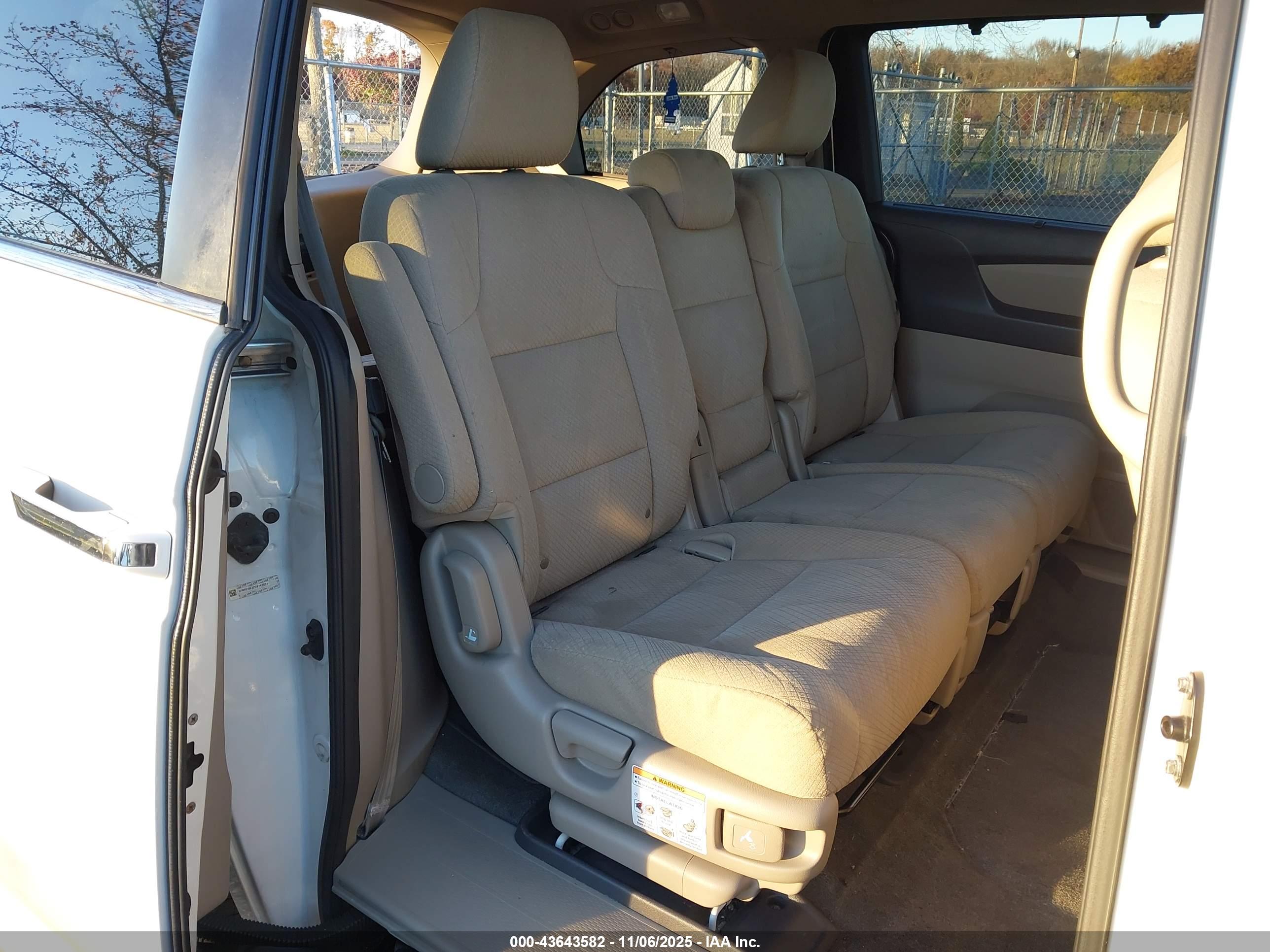HONDA ODYSSEY image 8