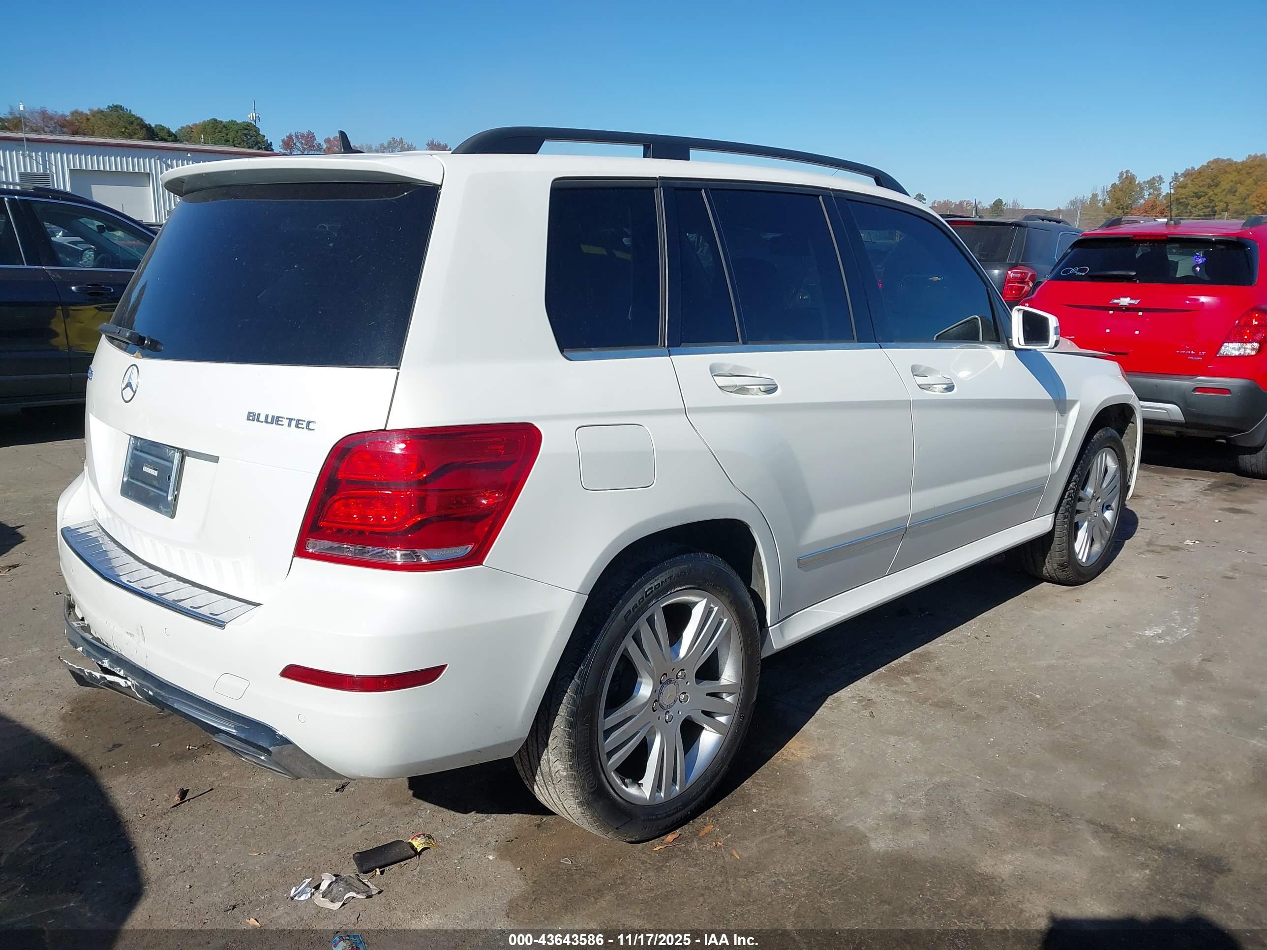 MERCEDES-BENZ GLK image 4