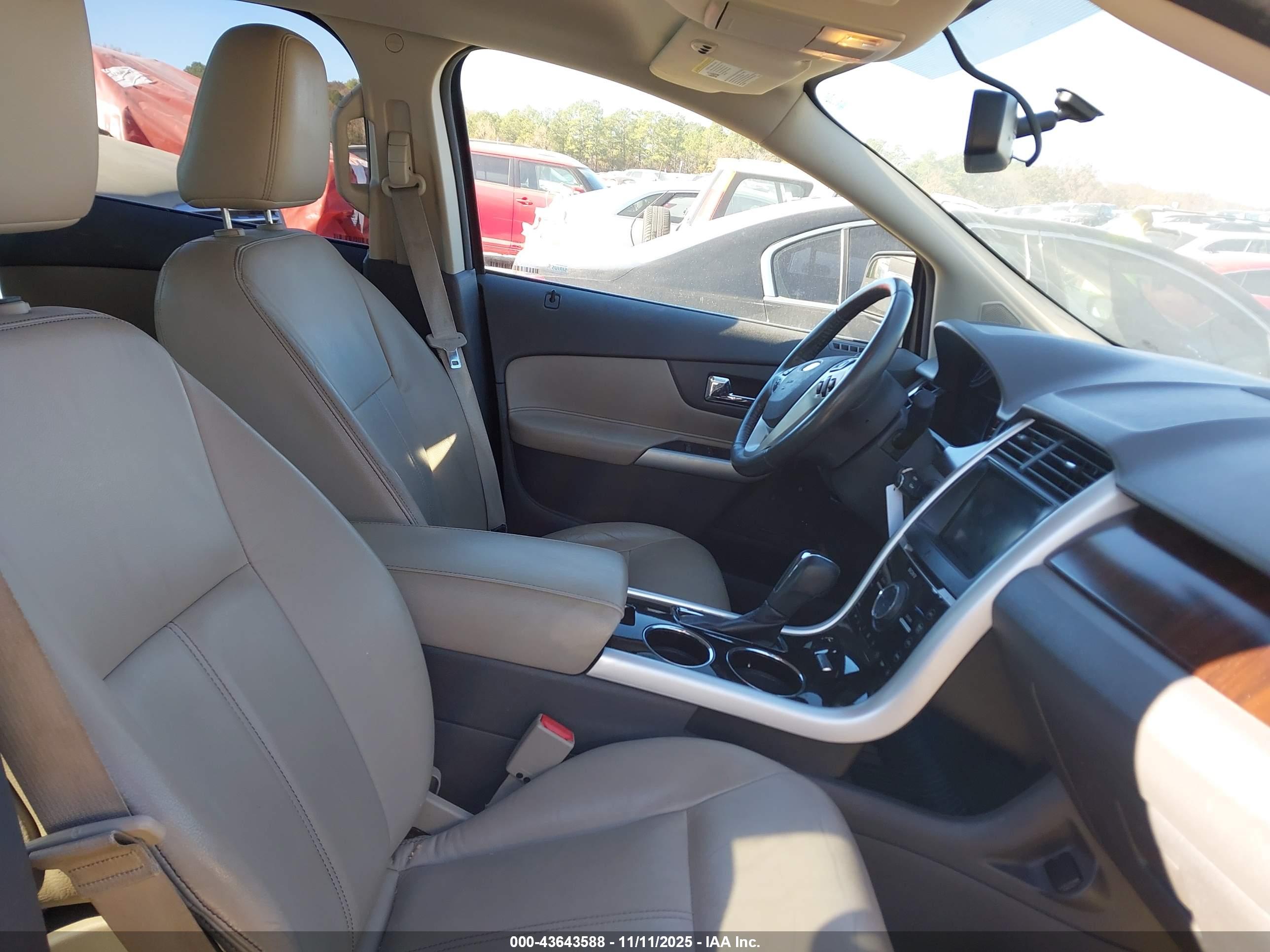 FORD EDGE image 5