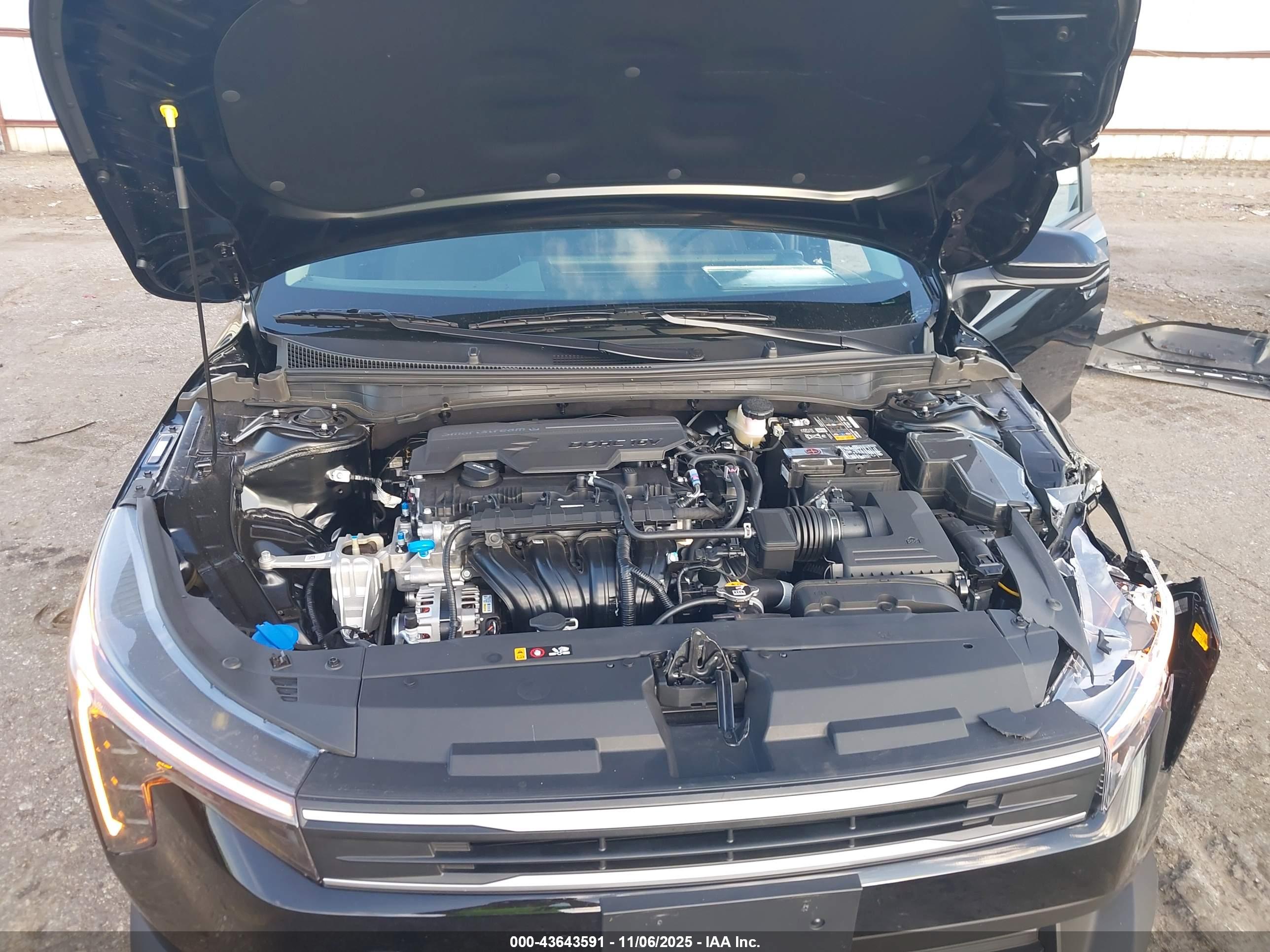 KIA K4 image 10