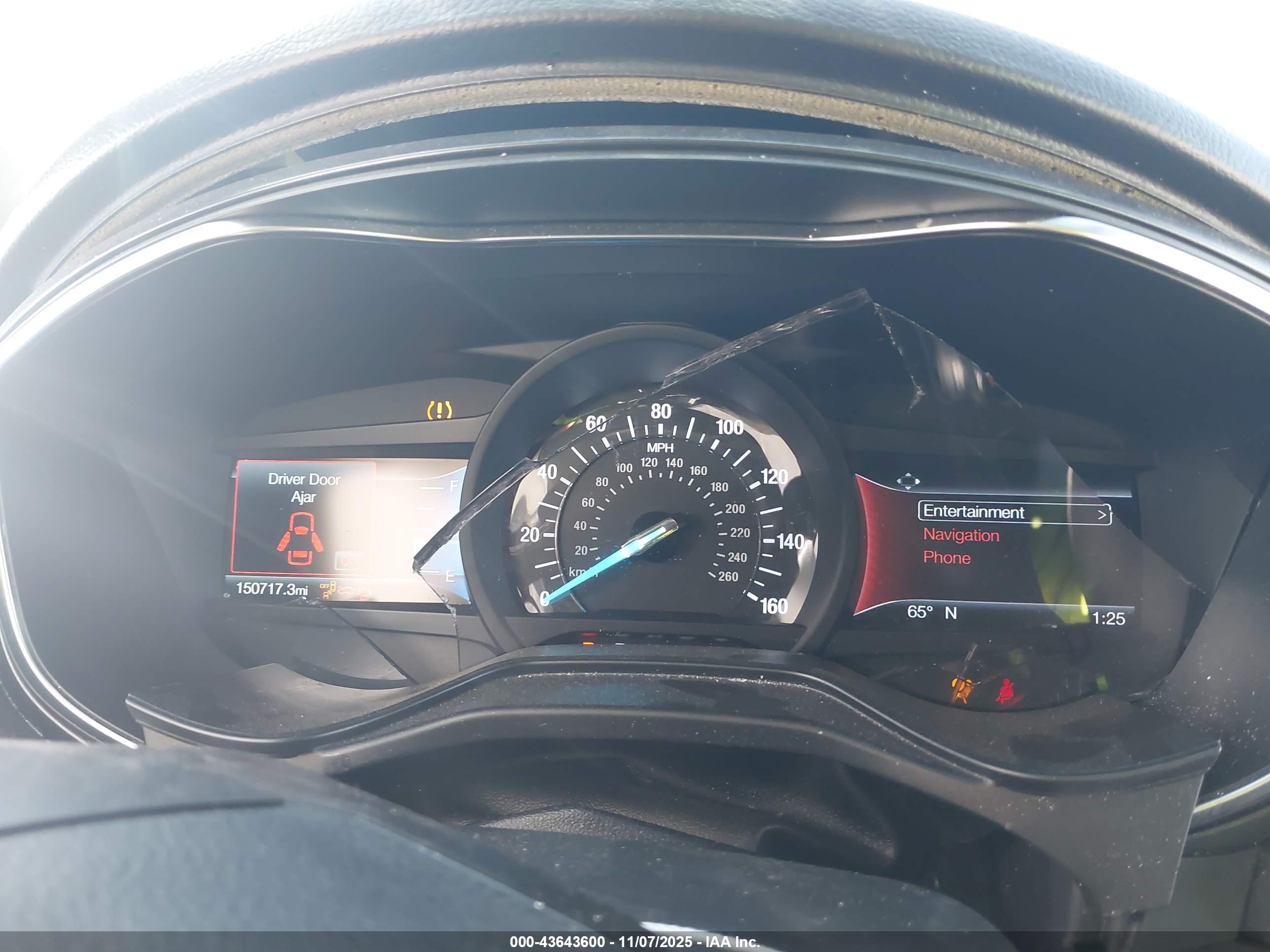 FORD FUSION image 7